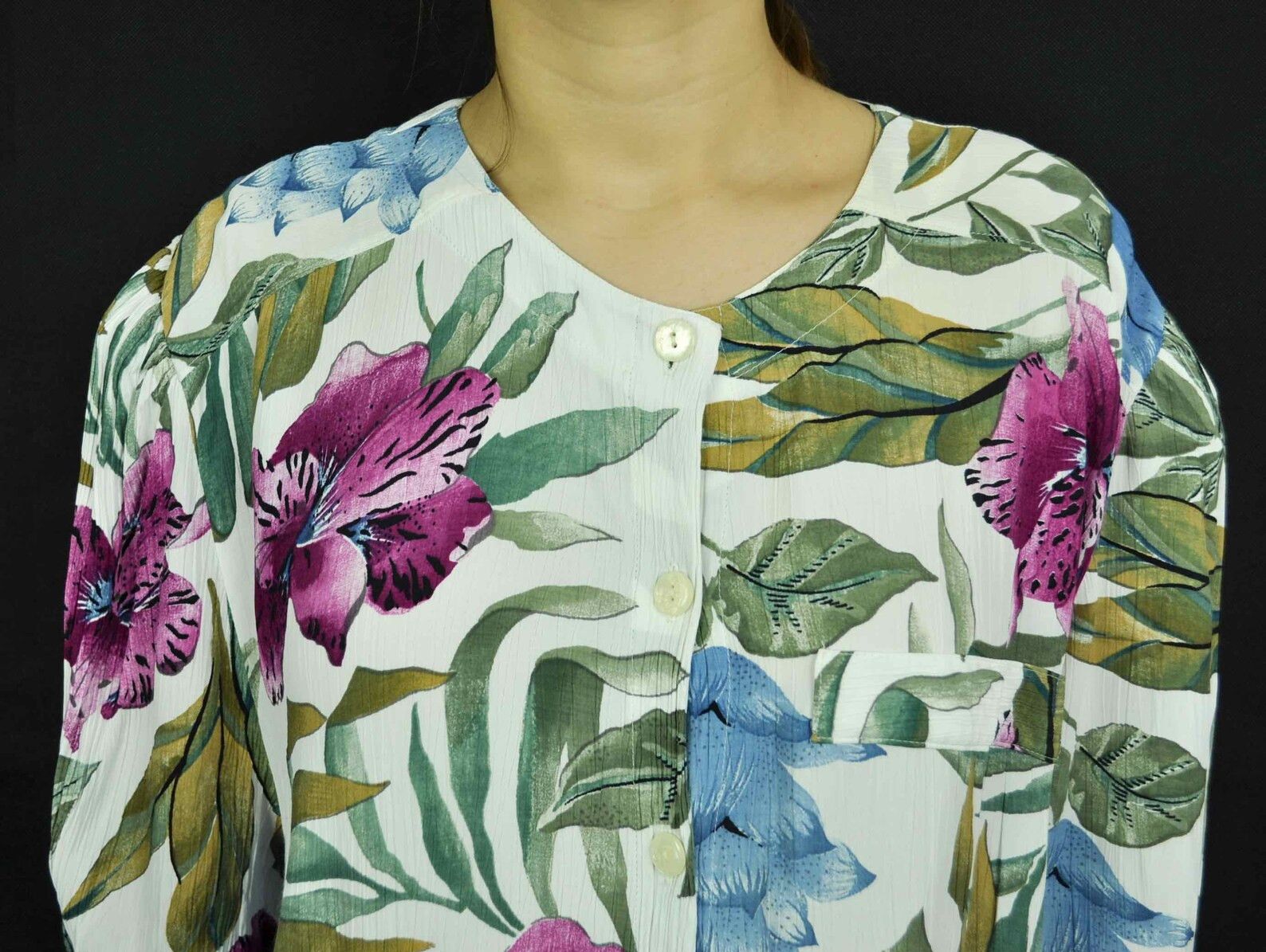 Boohoo × Vintage SUE Ellen Floral viscose silky short Sleeves Blouse Shirt Size XL / US 12-14 / IT 48-50 - 5 Thumbnail