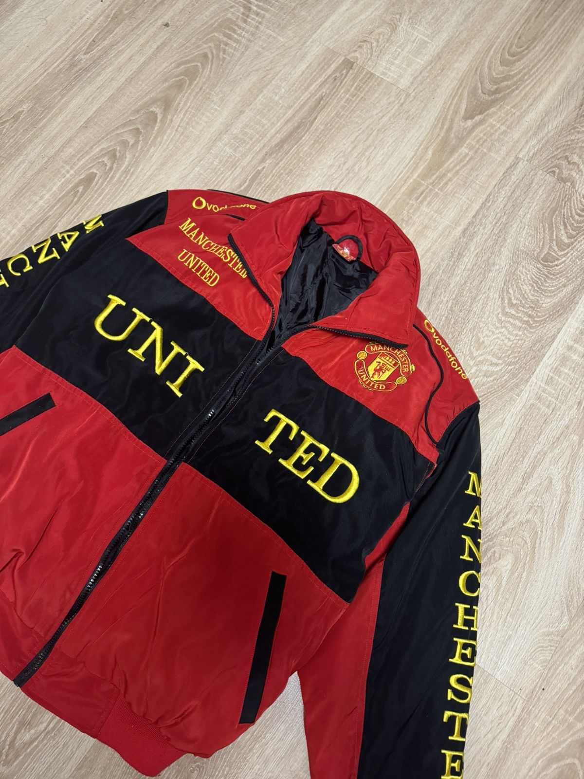 Other Manchester united vintage bomber multilogo Size US M / EU 48-50 / 2 - 2 Thumbnail