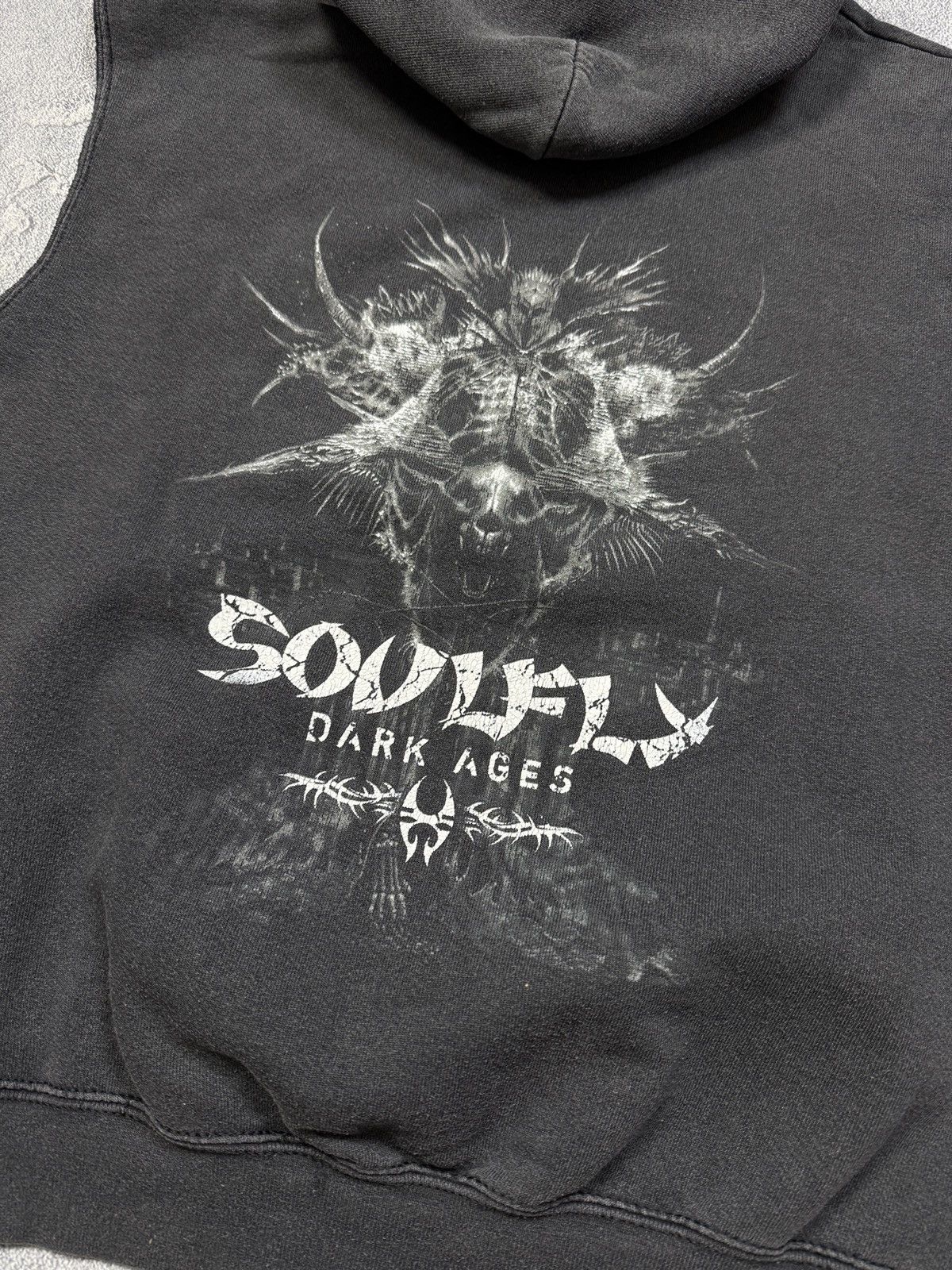 Band Tees VINTAGE Y2K SOUFLY DARK AGES ROCK BAND BLACK VEST MUSIC Size US M / EU 48-50 / 2 - 6 Thumbnail