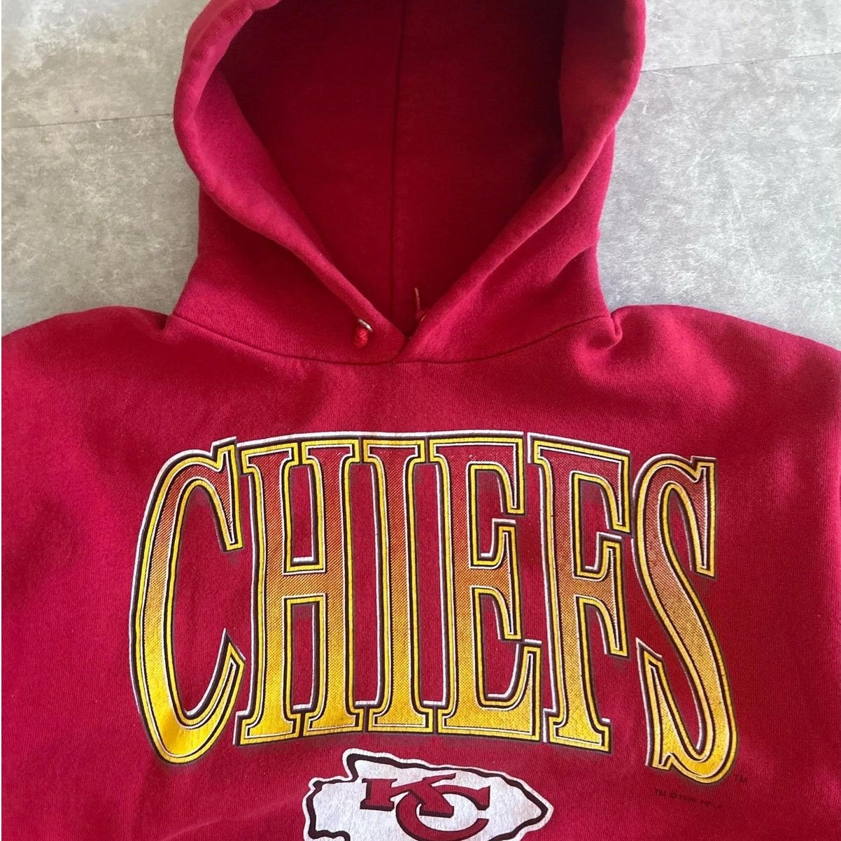 Vintage Vintage Kansas City Chiefs Heavy Weight Red Hoodie Size L Size US L / EU 52-54 / 3 - 2 Thumbnail