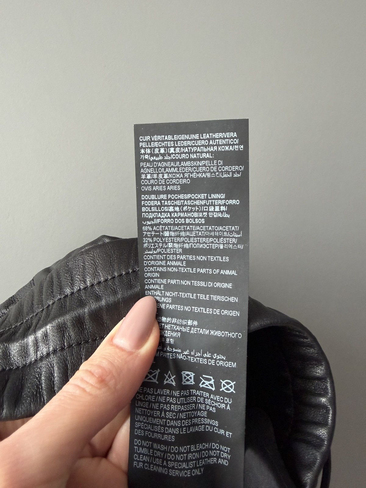 Saint Laurent Paris Saint Laurent Paris Black Leather Jogger Trousers Size 25" / US 0 / IT 36 - 10 Thumbnail