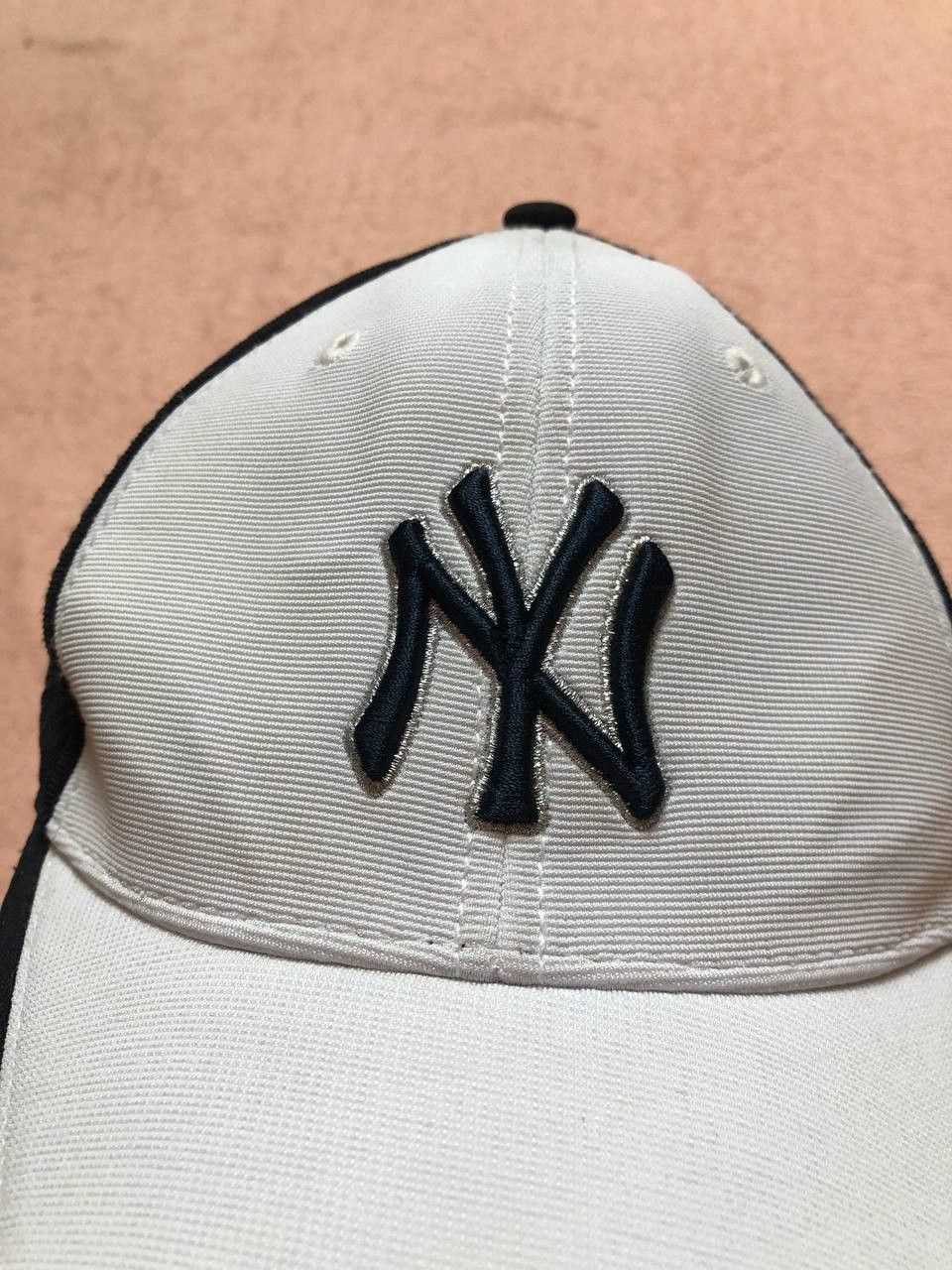 New York Yankees Vintage Cap New York Yankees Y2K Hats logo streetwear Size ONE SIZE - 4 Thumbnail