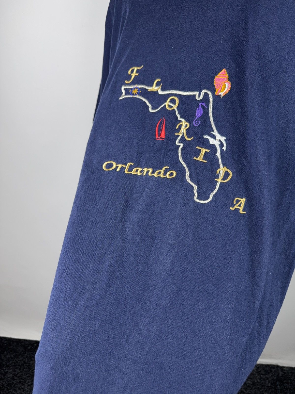 Vintage Vintage 90s Retro USA Florida Orlando Embroidered T Shirt Size US L / EU 52-54 / 3 - 9 Thumbnail