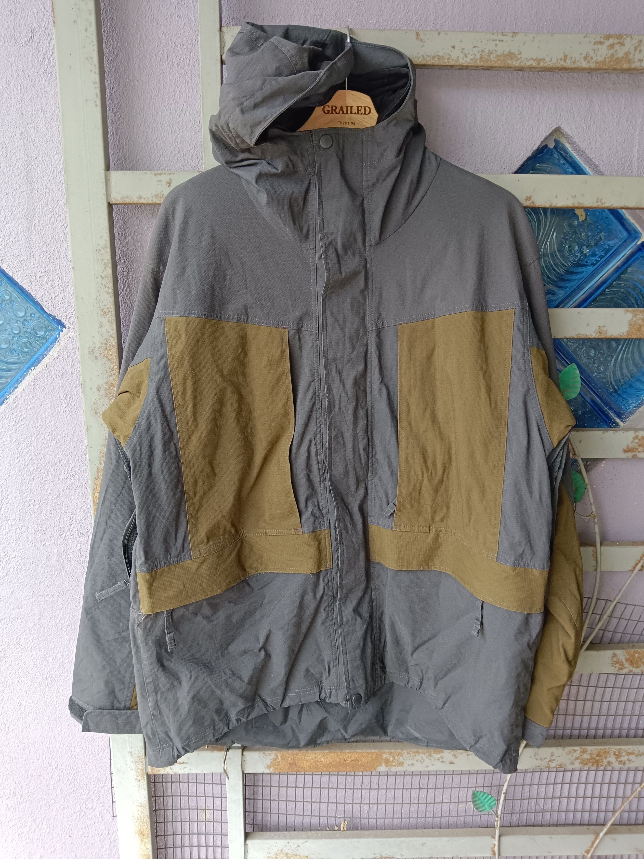 If Six Was Nine × Japanese Brand 🔥 HYPER ILLUSION 🔥 HIKING HOODIE 🔥 Size US M / EU 48-50 / 2 - 1 Thumbnail