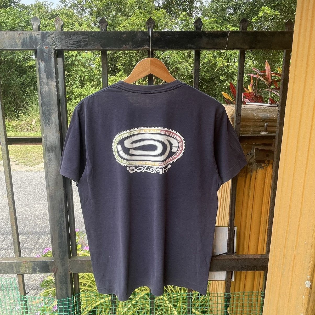 Welcome Skateboards 🔥Vintage 90s Soljah Big Logo Spellout Skateboard Tee Size US L / EU 52-54 / 3 - 1 Thumbnail