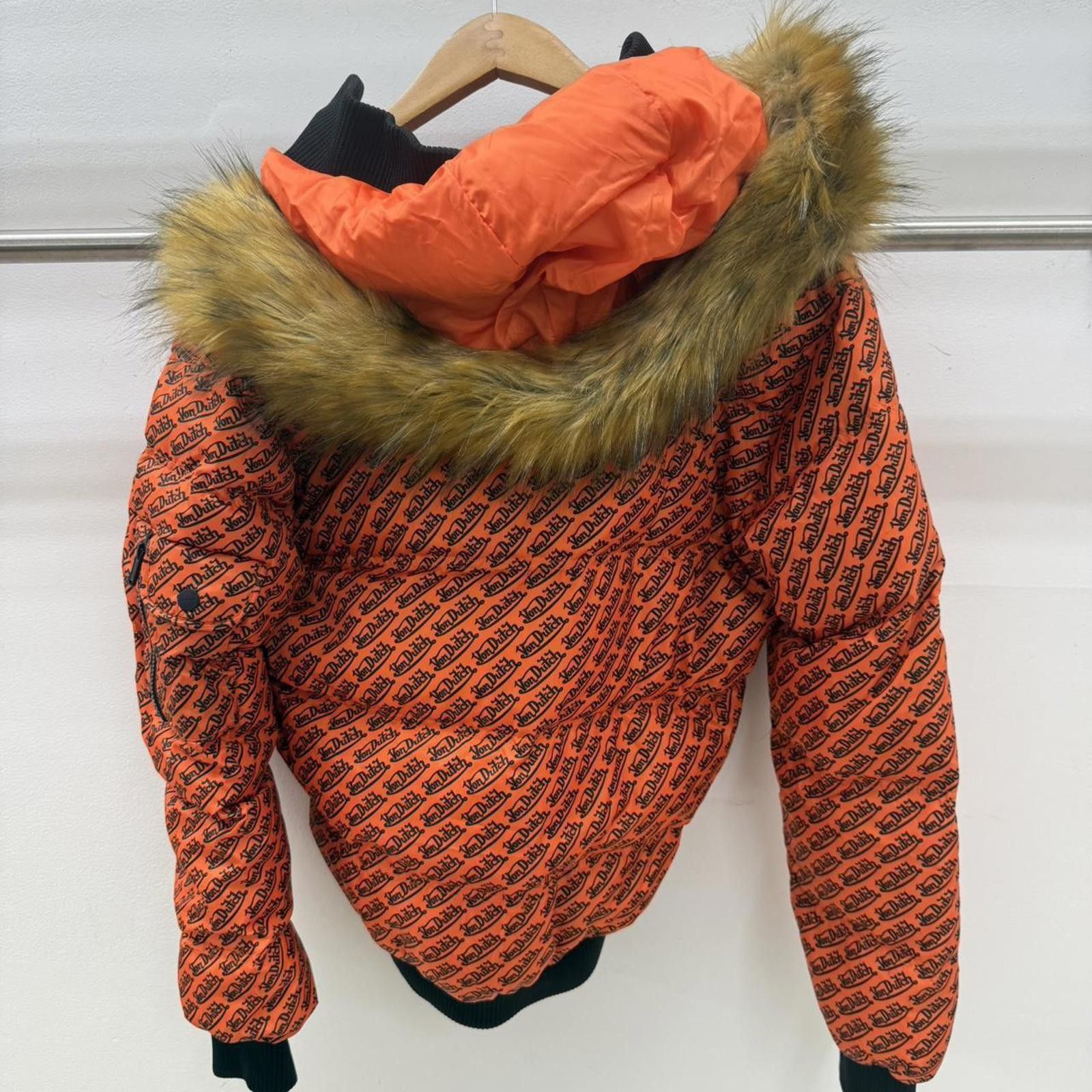 Von Dutch Von Dutch Orange/Black Logo Puffer Jacket size Medium New Size US M / EU 48-50 / 2 - 2 Thumbnail