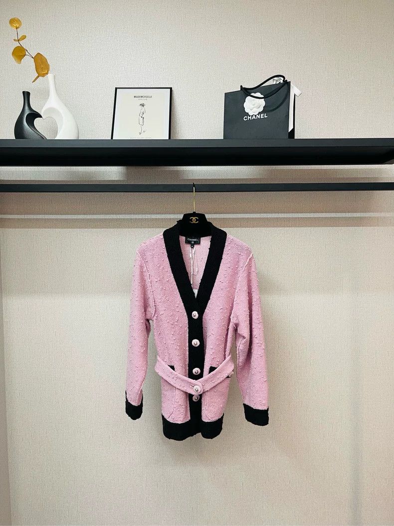 Chanel Chanel Pink Knit Cardigan with Black Trim- DMC Size US M / EU 48-50 / 2 - 1 Thumbnail
