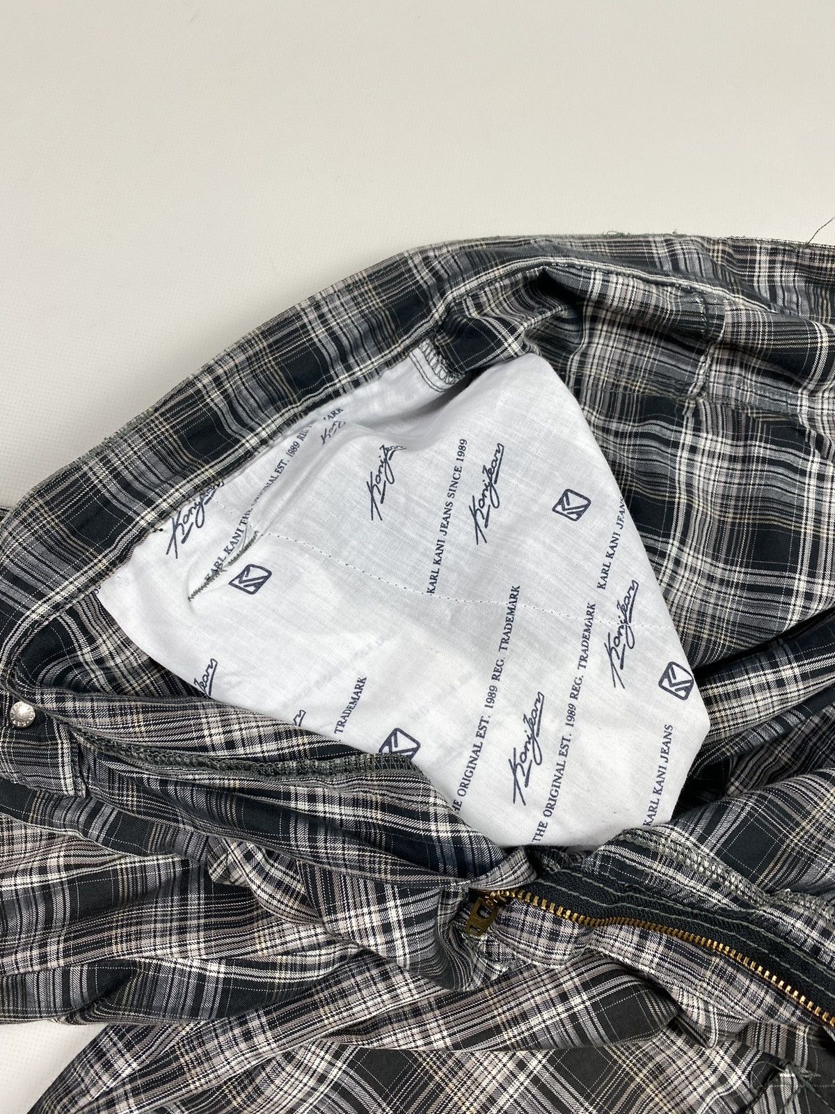 Karl Kani × Vintage Karl Kani men’s checked cargo rap shorts size 36 Size US 36 / EU 52 - 15 Thumbnail