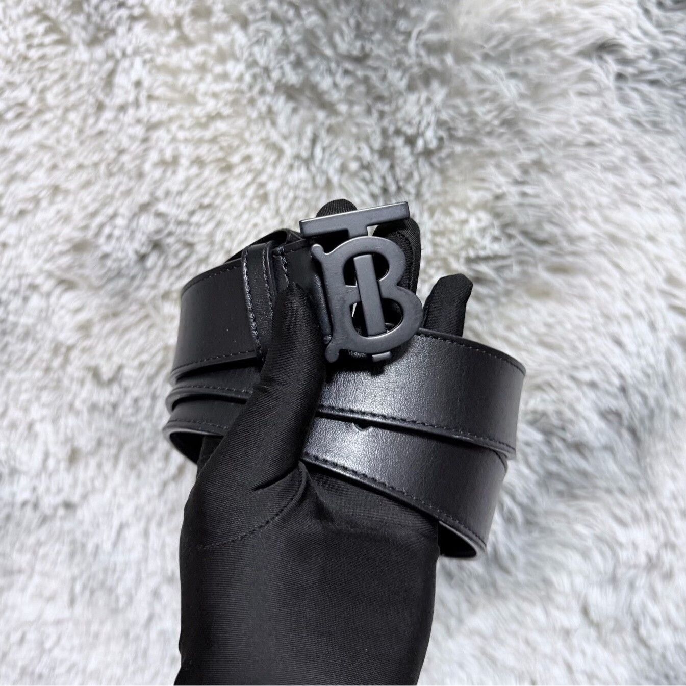 Burberry Burberry Leather Belt Designer Size ONE SIZE - 1 Thumbnail