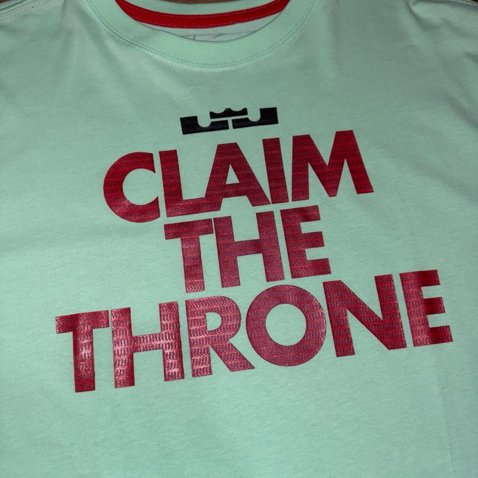 Nike 2013 Nike LeBron Claim The Throne Dri-Fit Short Sleeve Shirt Size US XL / EU 56 / 4 - 2 Thumbnail