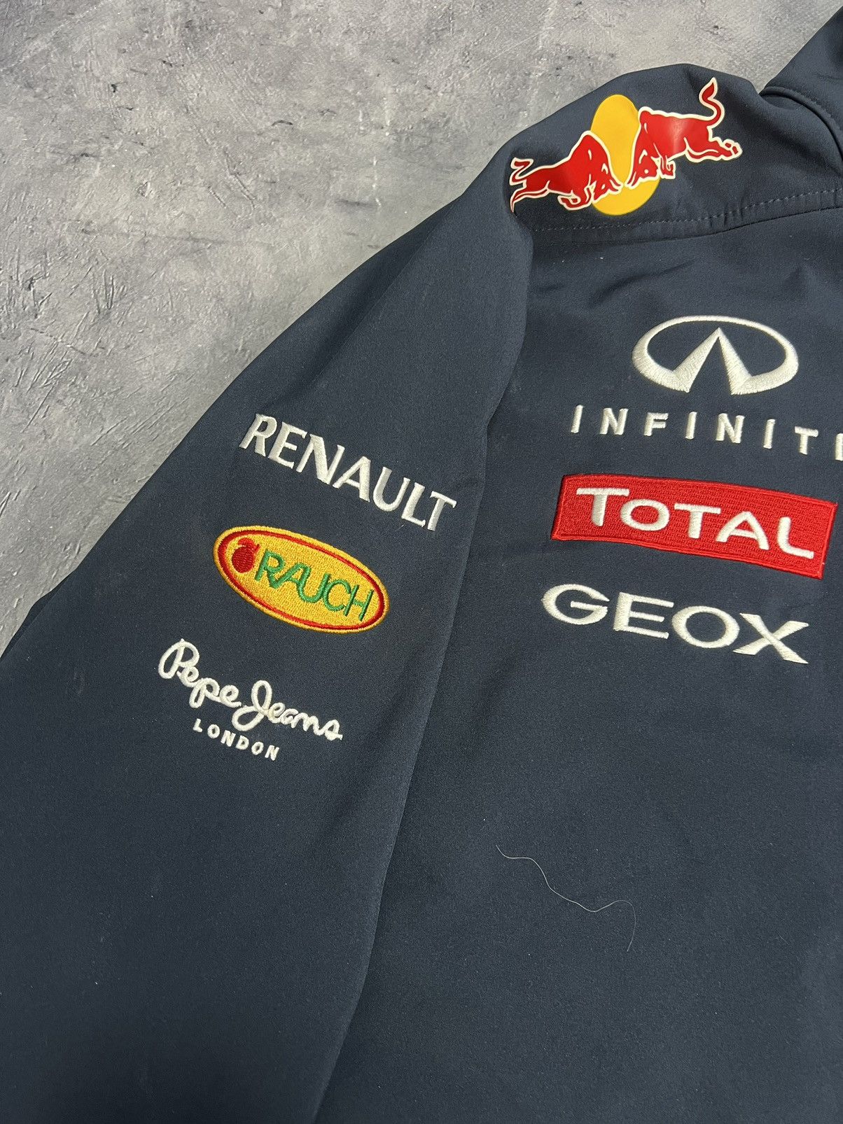 Pepe Jeans × Red Bull Pepe Jeans Red Bull Infiniti Racing SoftShell Jacket Size US XXL / EU 58 / 5 - 3 Thumbnail