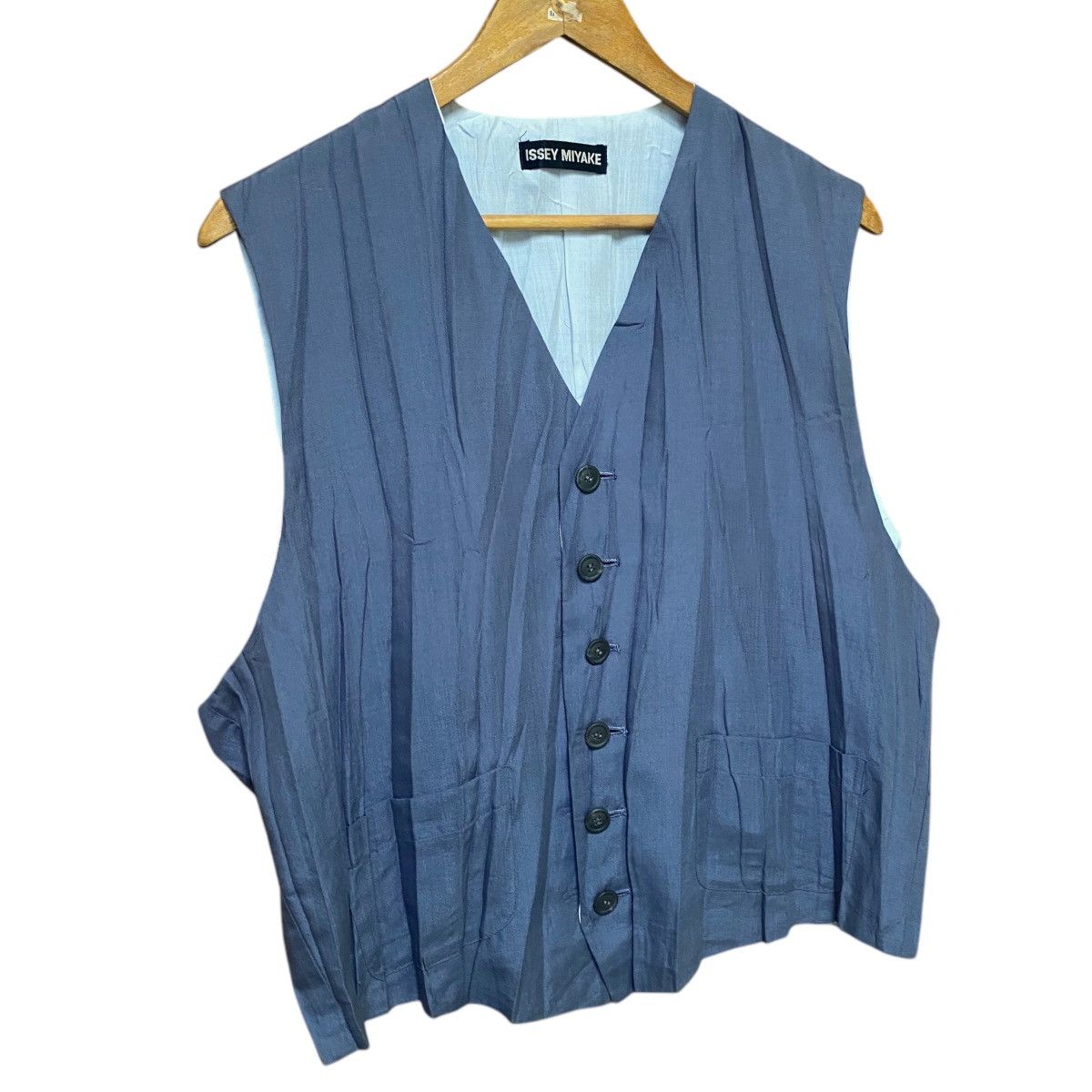 Issey Miyake × Pleats Please Issey Miyake × Vintage 💥 80s ISSEY MIYAKE PLEATE PLEASE BUTTON VEST Size US M / EU 48-50 / 2 - 3 Thumbnail