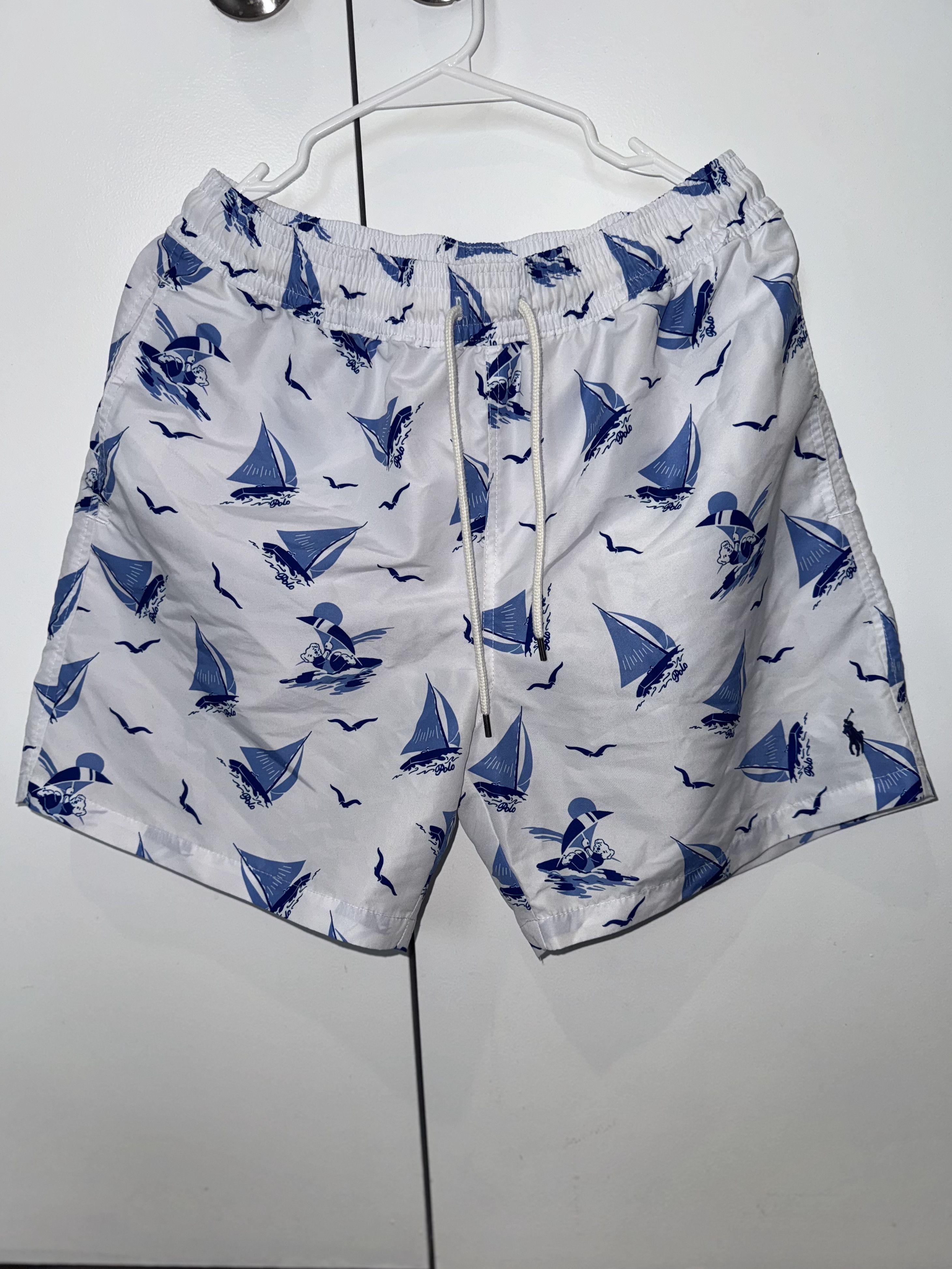 Polo Ralph Lauren Polo Ralph Lauren White Blue Sailboat Swim Trunks Size US 30 / EU 46 - 1 Thumbnail