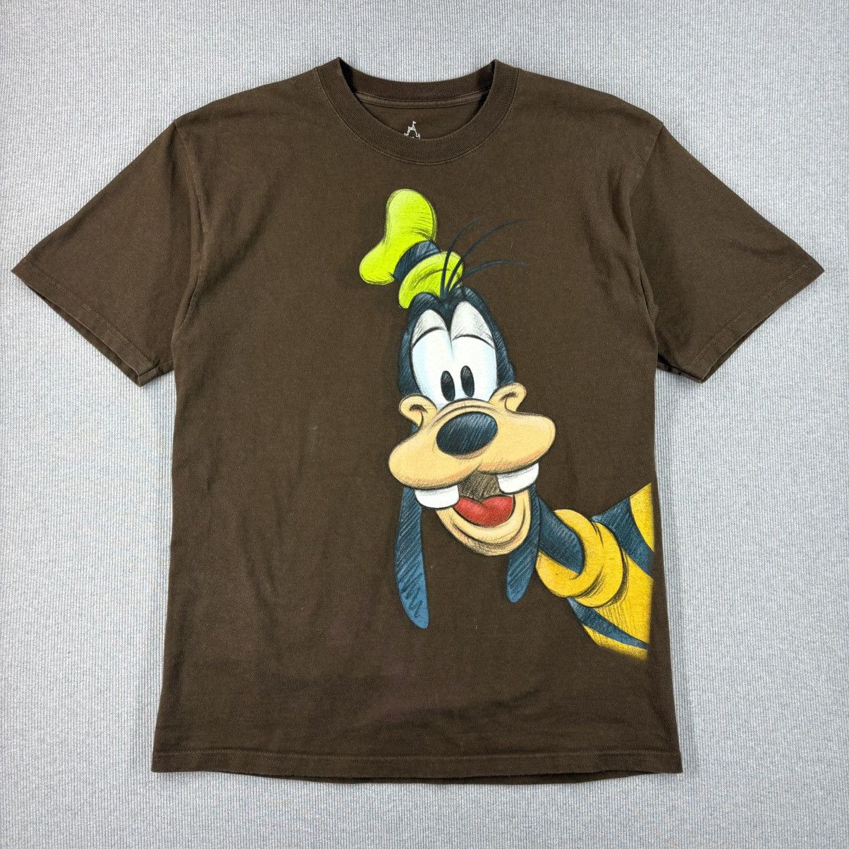 Hanes Hanes Disneyland Goofy Brown Streetwear T Shirt M Size US M / EU 48-50 / 2 - 1 Thumbnail