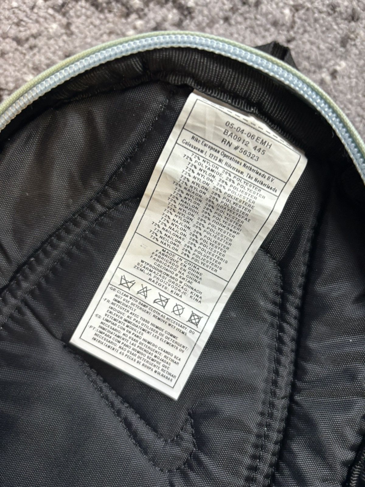 Nike × Vintage Vintage y2k Nike Mini Bagpack Size ONE SIZE - 4 Thumbnail