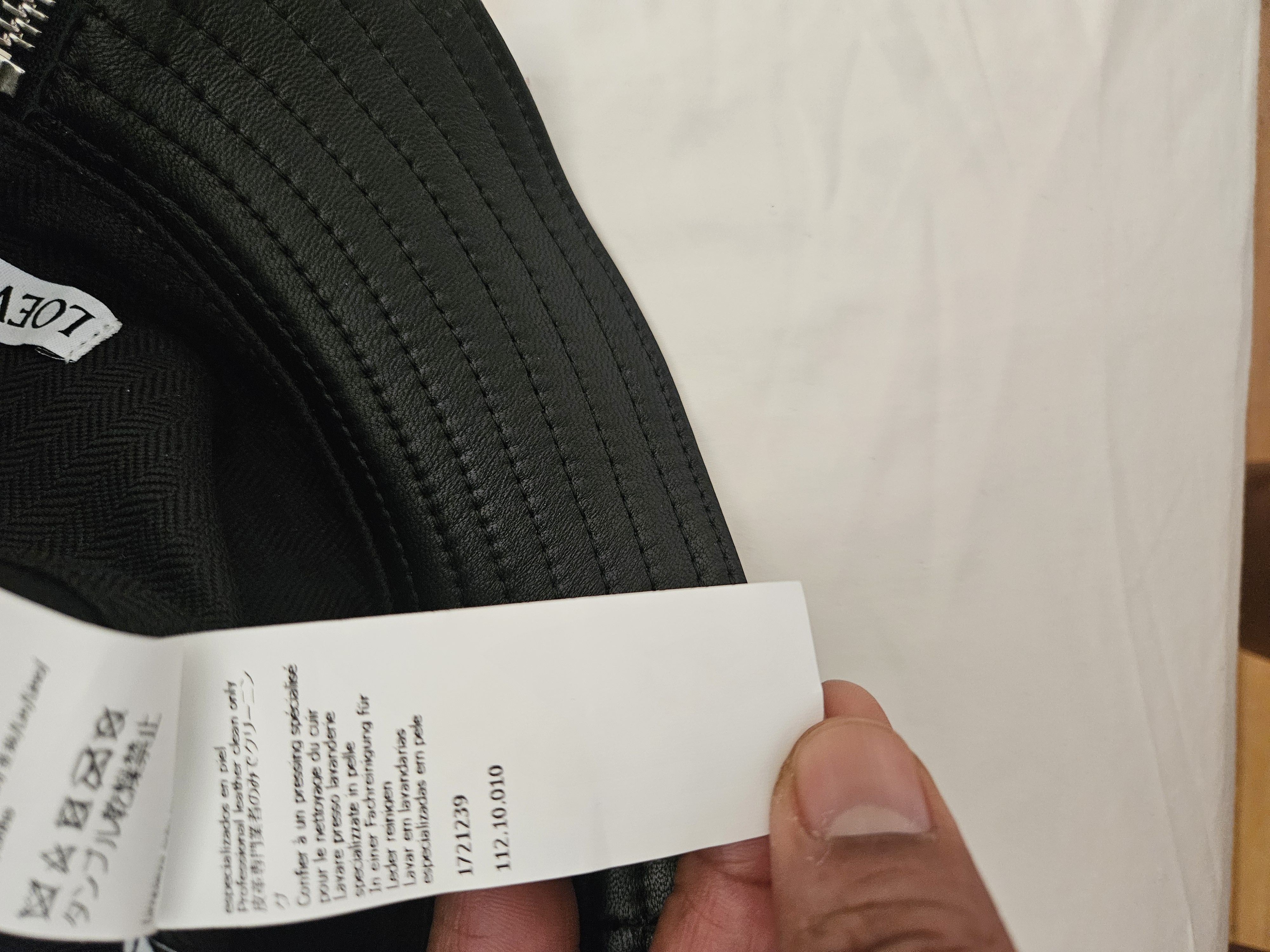 Loewe LOEWE Leather Logo Bucket Hat Size ONE SIZE - 12 Thumbnail