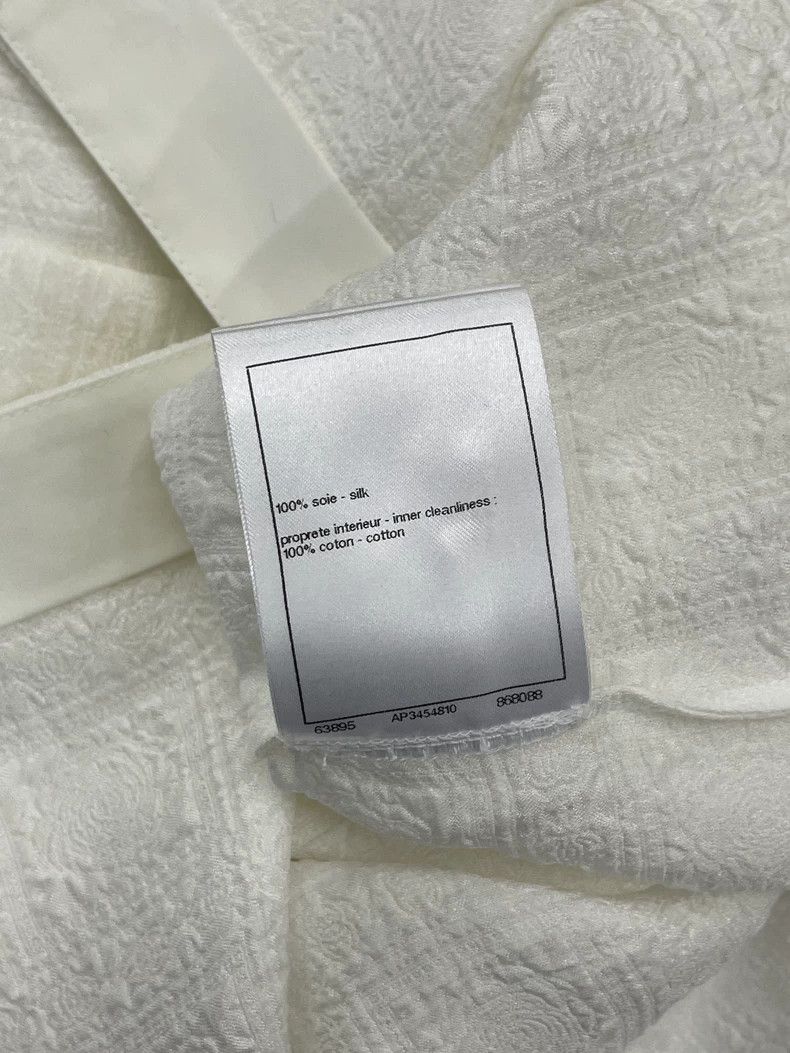 Chanel Chanel 26C early spring vacation white silk jacquard dark Size XS / US 0-2 / IT 36-38 - 6 Thumbnail