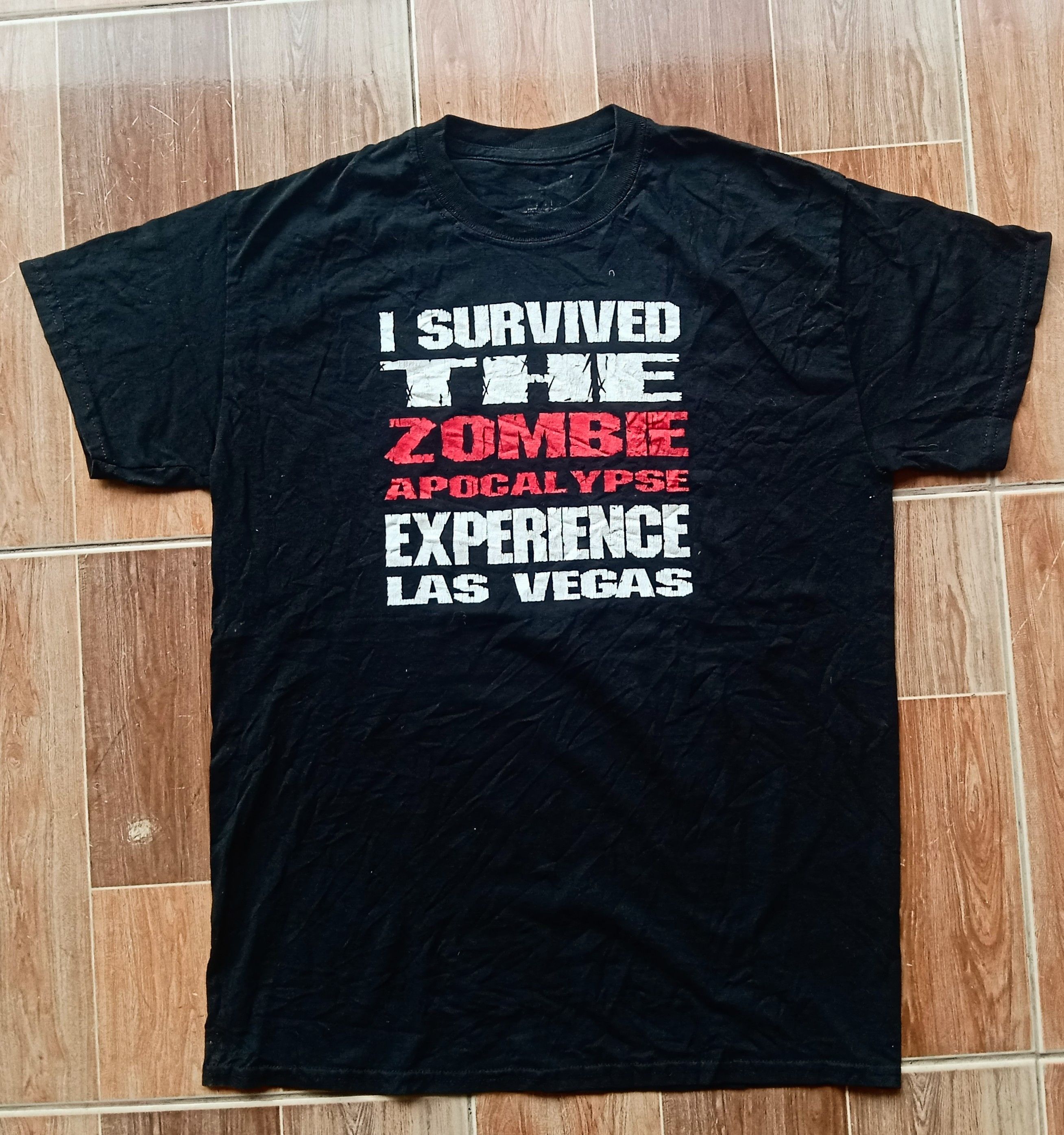Gildan Zombie Apocalypse Tee Size US M / EU 48-50 / 2 - 1 Thumbnail