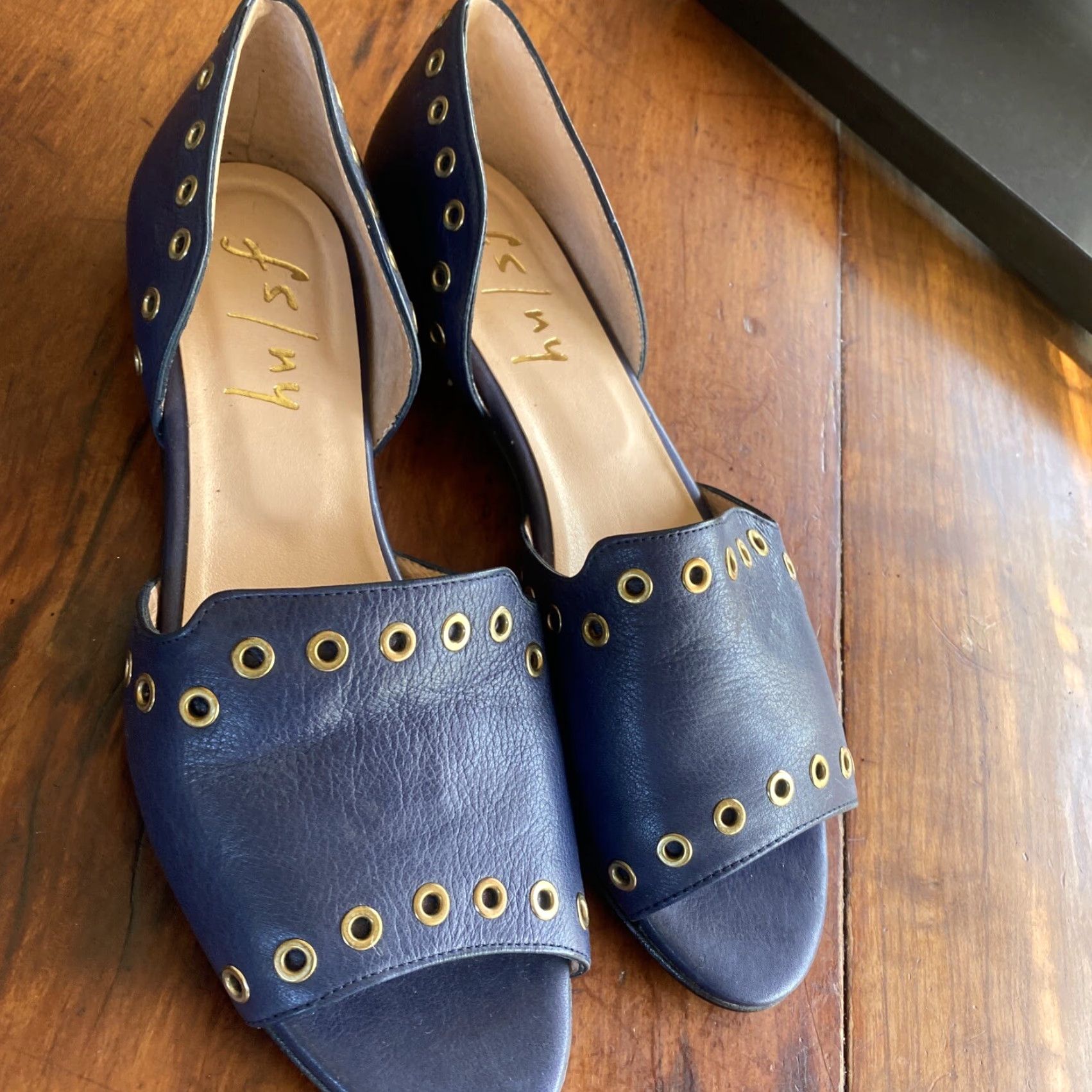 J Brand Fs/ny Brand new Womens blue Leather Sandals Size 8.5 Slide Blue Leather Womens 8.5 Size US 8.5 / IT 38.5 - 2 Thumbnail