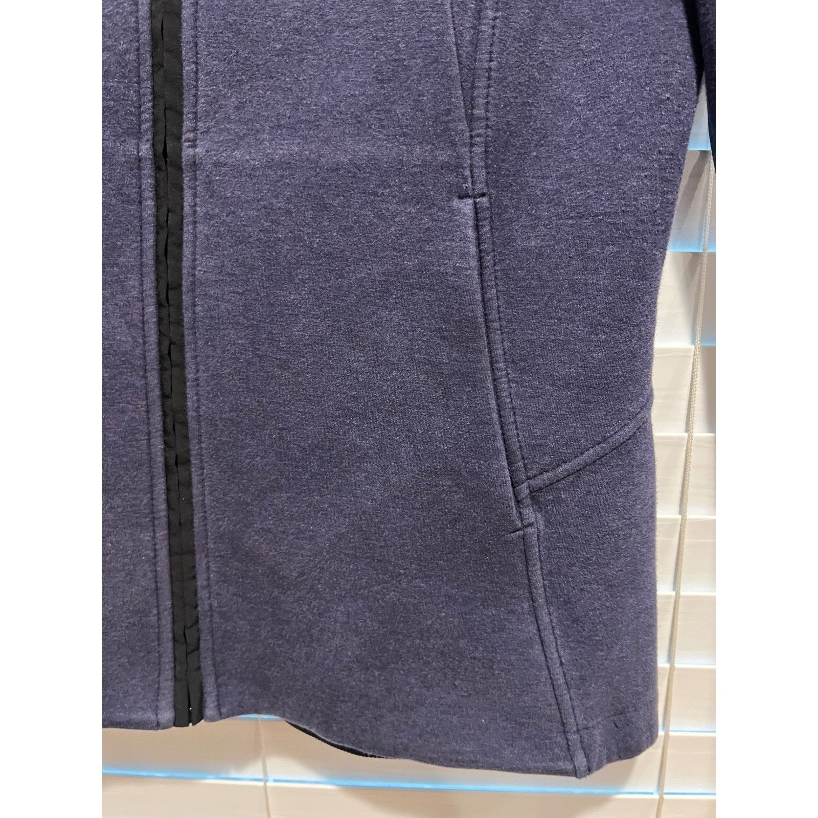Lululemon Lululemon Define Jacket Women's Size 8 Blue Full Zip Athleti Size M / US 6-8 / IT 42-44 - 2 Thumbnail