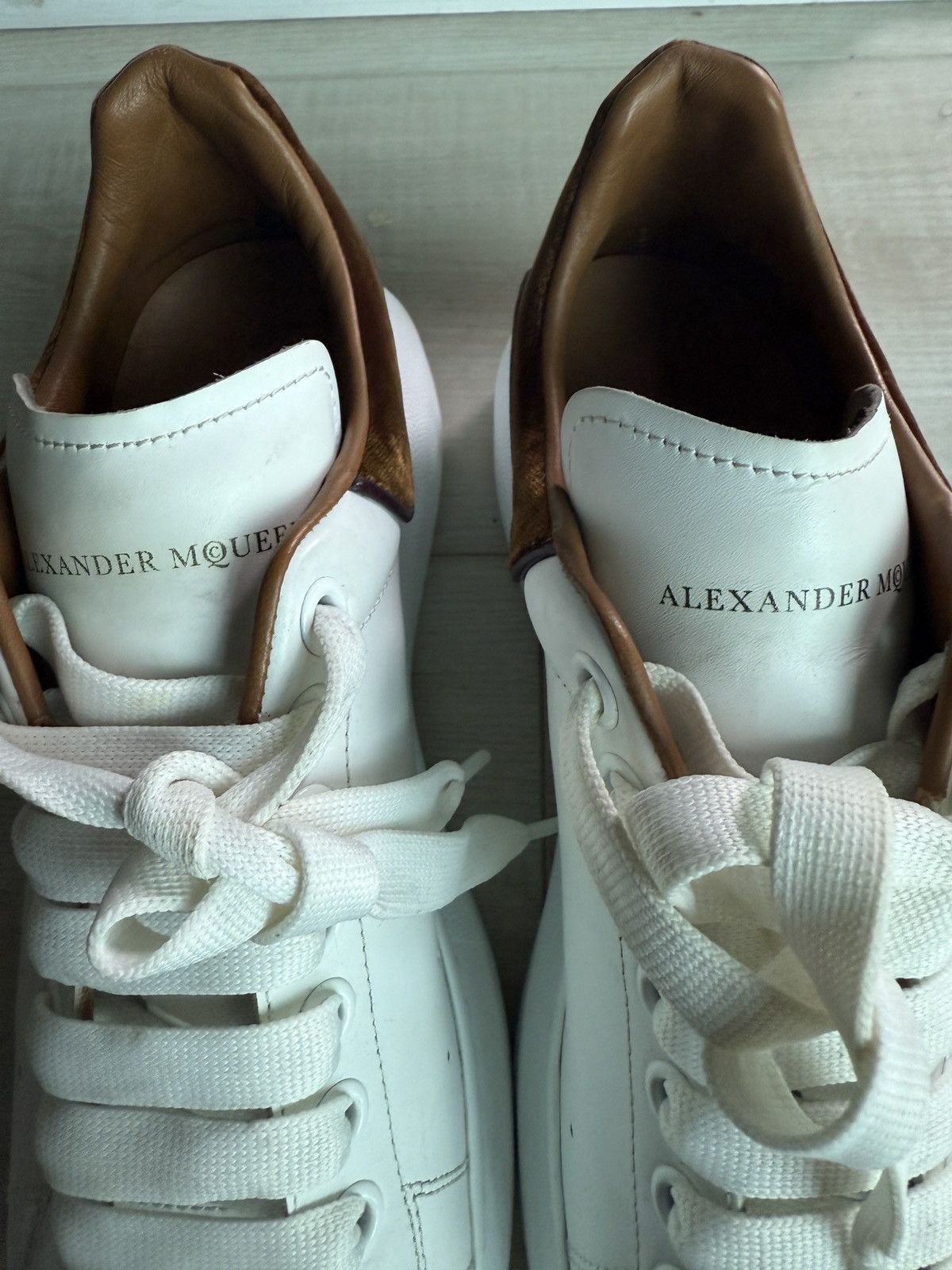 Alexander McQueen Alexander Mcqueen size 39 white/brown Size US 6 / EU 39 - 3 Thumbnail