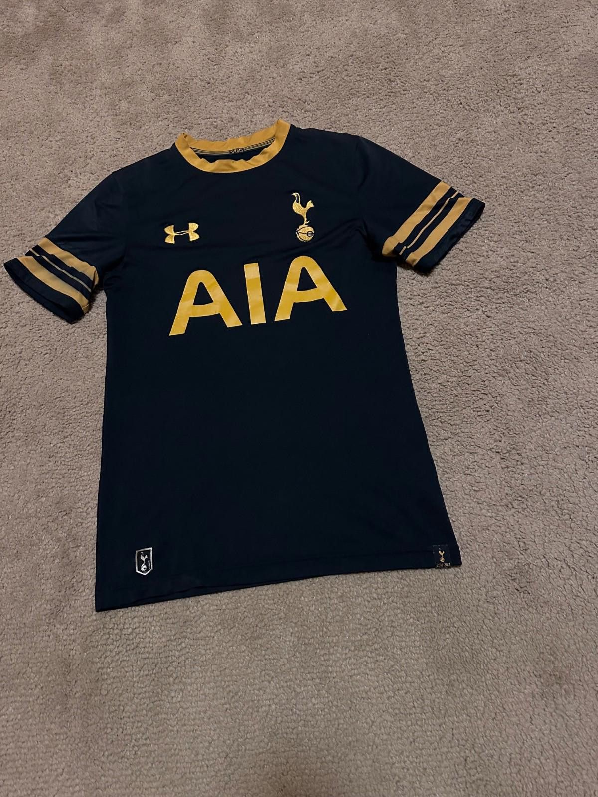 Under Armour TOTTENHAM HOTSPUR 2016/17 AWAY FOOTBALL SHIRT SOCCER JERSEY Size US S / EU 44-46 / 1 - 2 Thumbnail