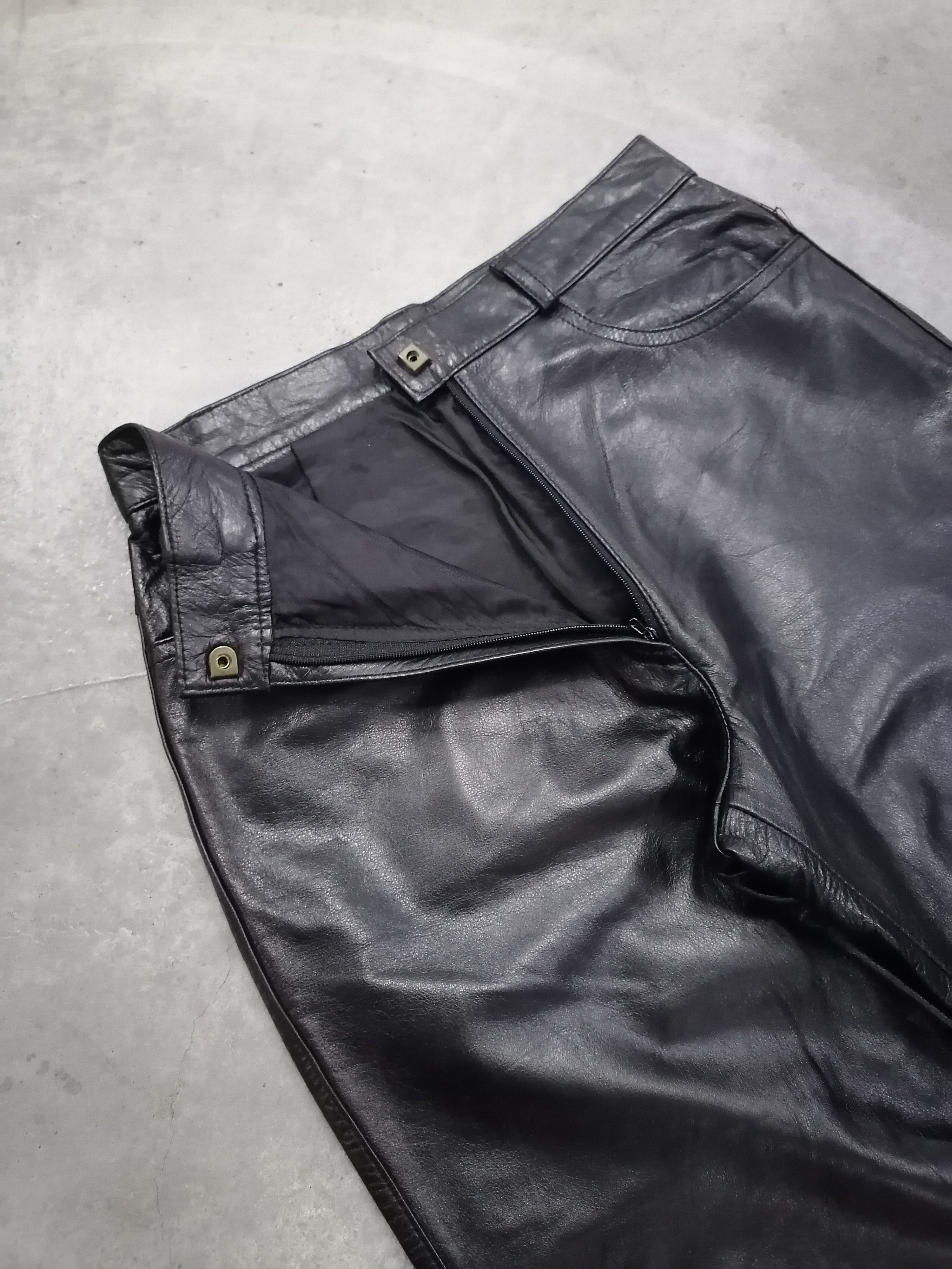 Designer × Genuine Leather × Vintage Flare K.R Pure Leather Black Pants Size 25" / US 0 / IT 36 - 5 Thumbnail