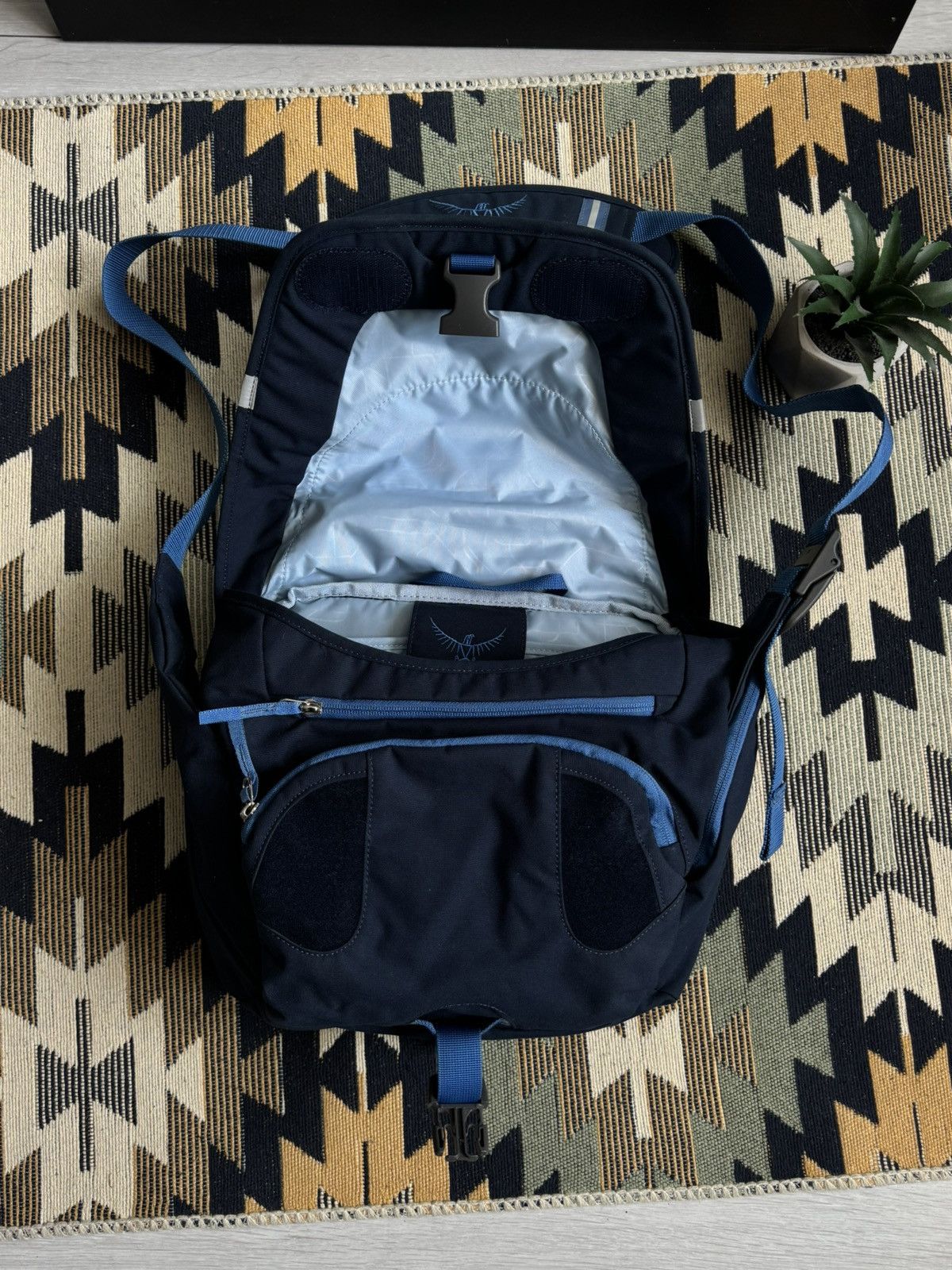 Osprey Osprey Gorpcore Flap Jill Courier Bag Size ONE SIZE - 12 Thumbnail