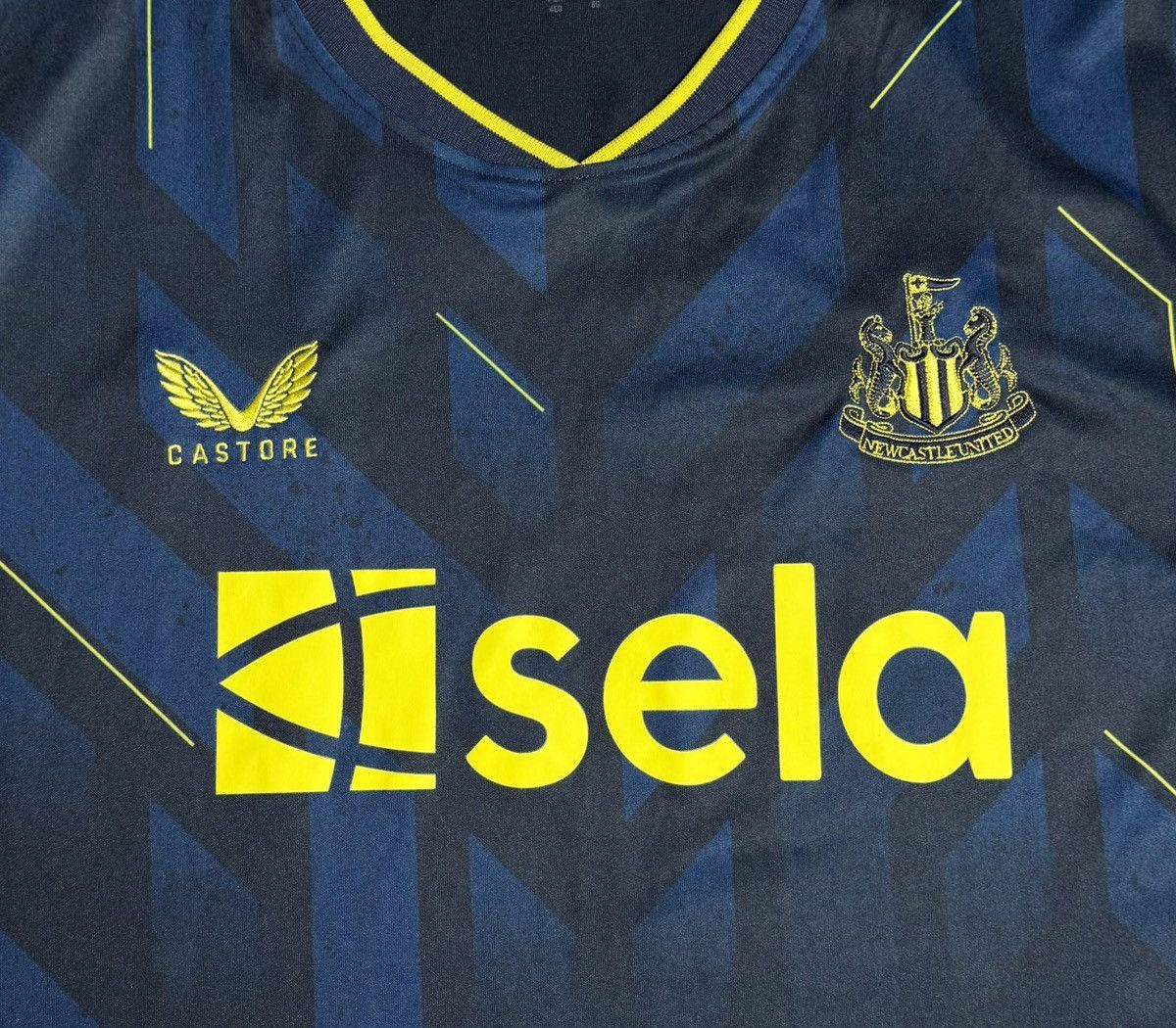 Castore Newcastle United 2023 2024 Third Shirt Soccer Jersey Castore Size US XXL / EU 58 / 5 - 5 Thumbnail