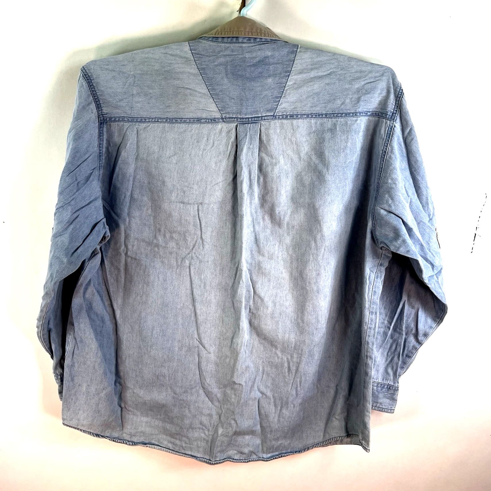 Wrangler VINTAGE Wrangler Rugged Wear Denim Button-Down Shirt 2XL Blue Long Sleeve Casual Workwear Mens Size US XXL / EU 58 / 5 - 5 Thumbnail