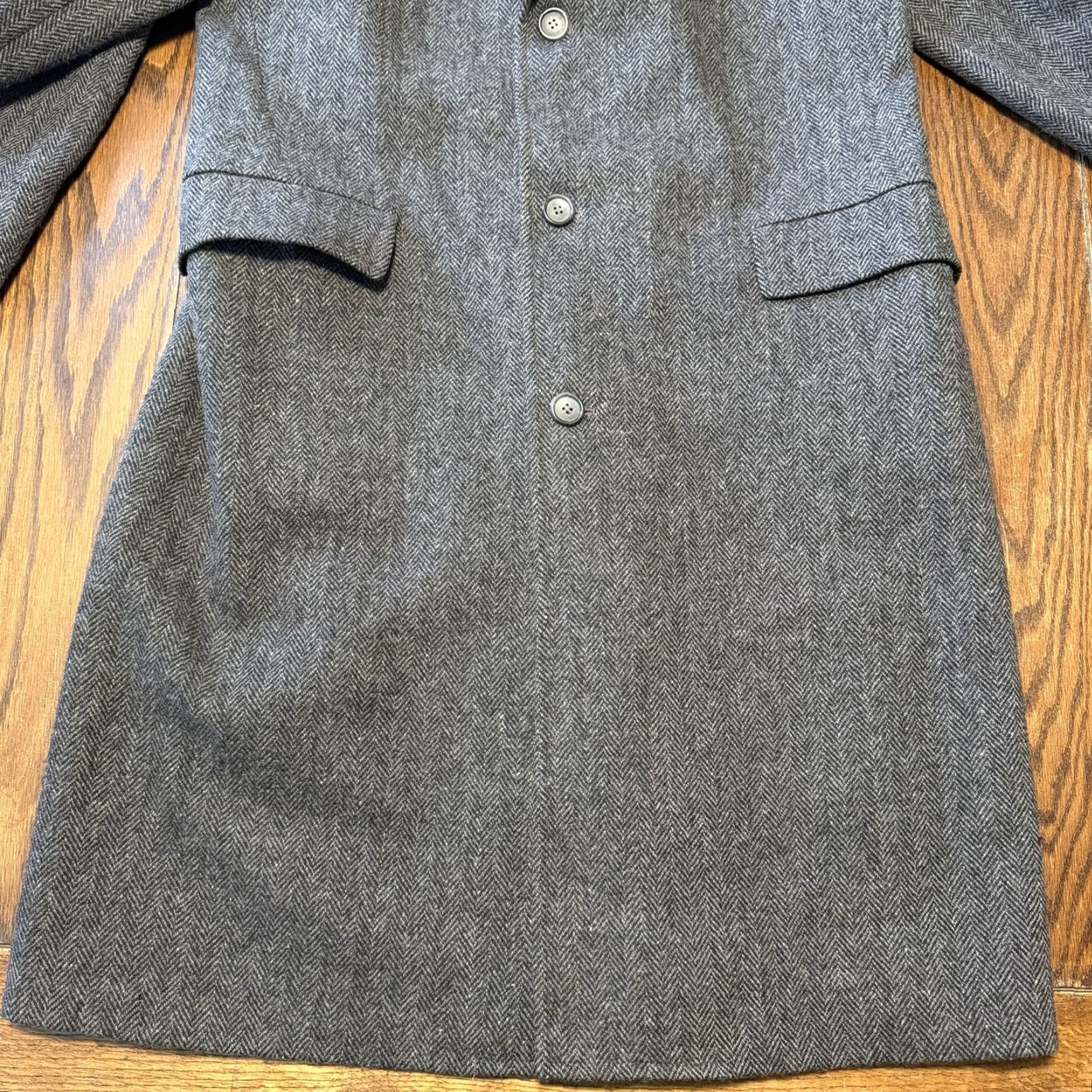 London Fog VINTAGE London Fog Overcoat Men 42L Tweed Herringbone Wool Heavy Academia Trench USA Coat Long 80s 90s College Preppy Wool Black Gray Mens Size US S / EU 44-46 / 1 - 3 Thumbnail
