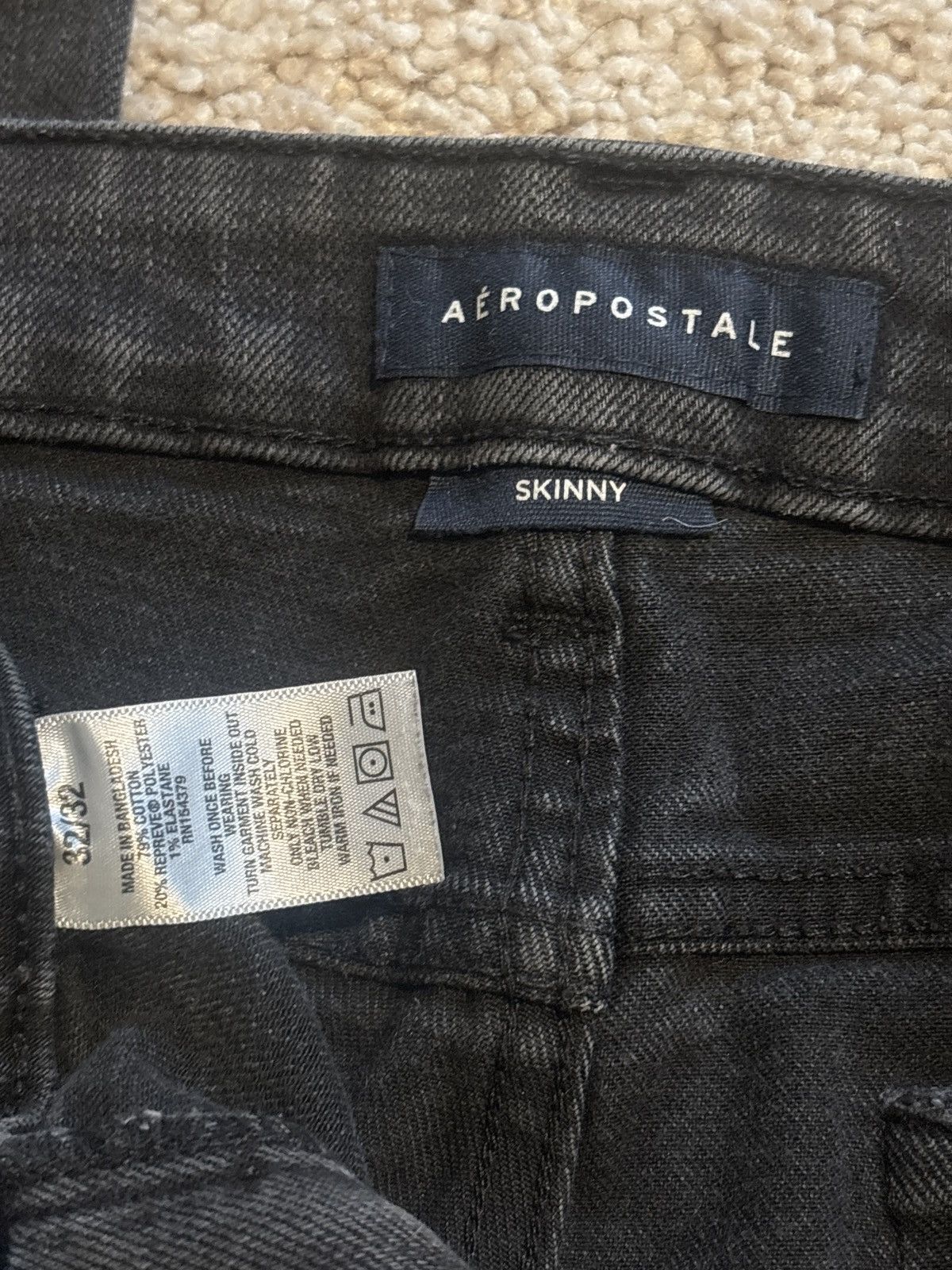 Aeropostale Black/Gray Skinny Jeans Size US 32 / EU 48 - 2 Thumbnail