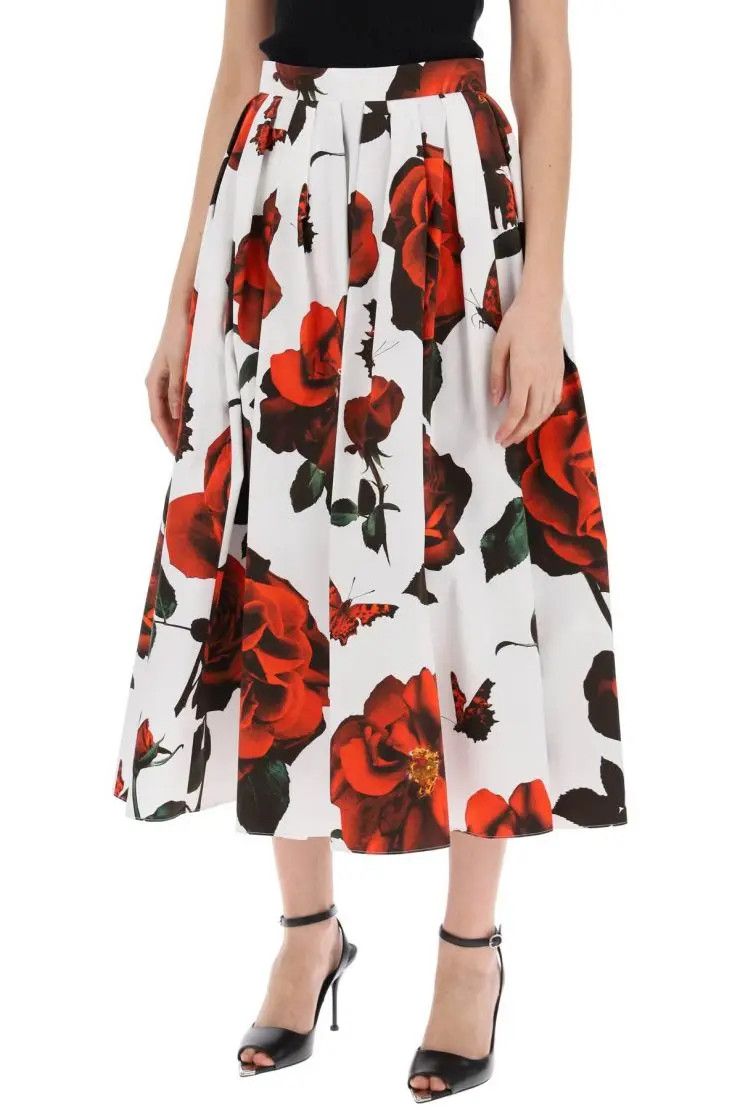 o1s22i1n0324 Tudor Rose Pleated Skirts in White