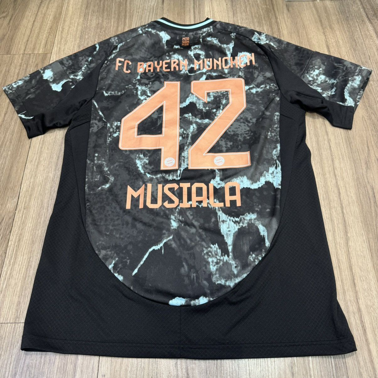 Adidas Bayern munich 24/25 away shirt #42 Musiala Size US M / EU 48-50 / 2 - 2 Thumbnail