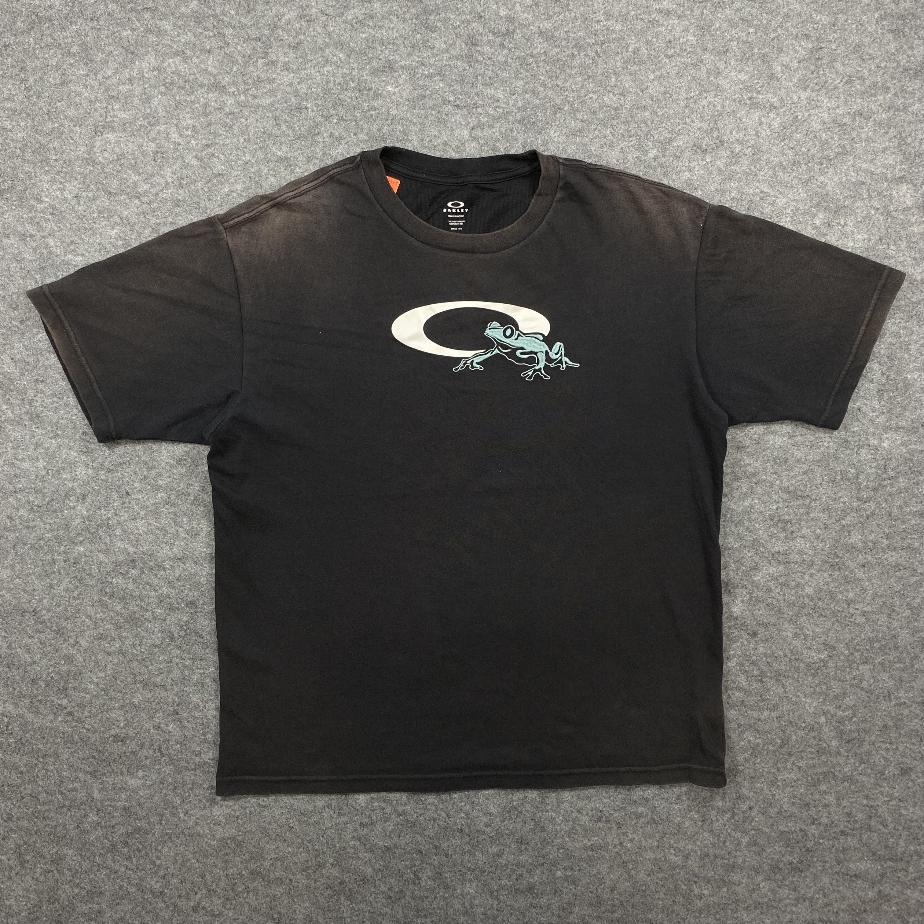 Oakley Oakley Sun Faded Black T-shirt-N007 Size US L / EU 52-54 / 3 - 1 Thumbnail