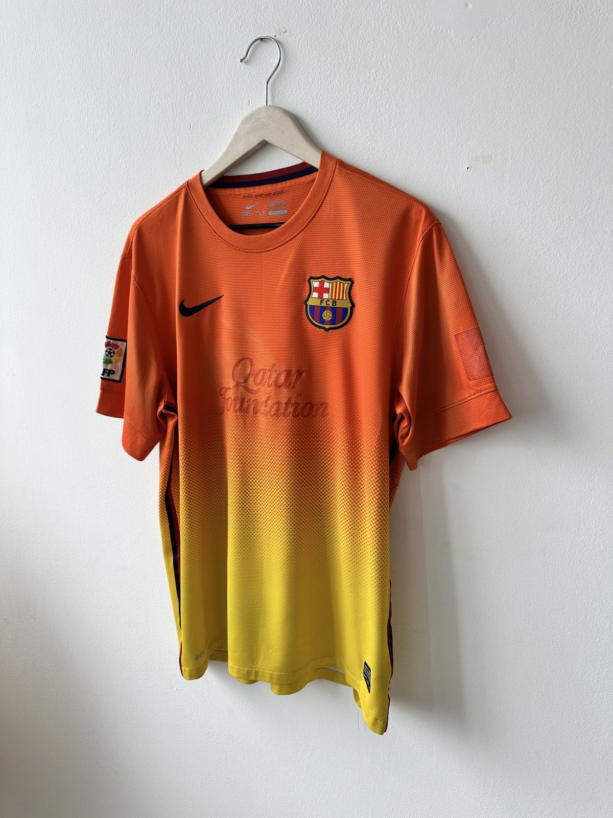 Other FC Barcelona 2012/2013 Away Jersey Nike Size US L / EU 52-54 / 3 - 3 Thumbnail