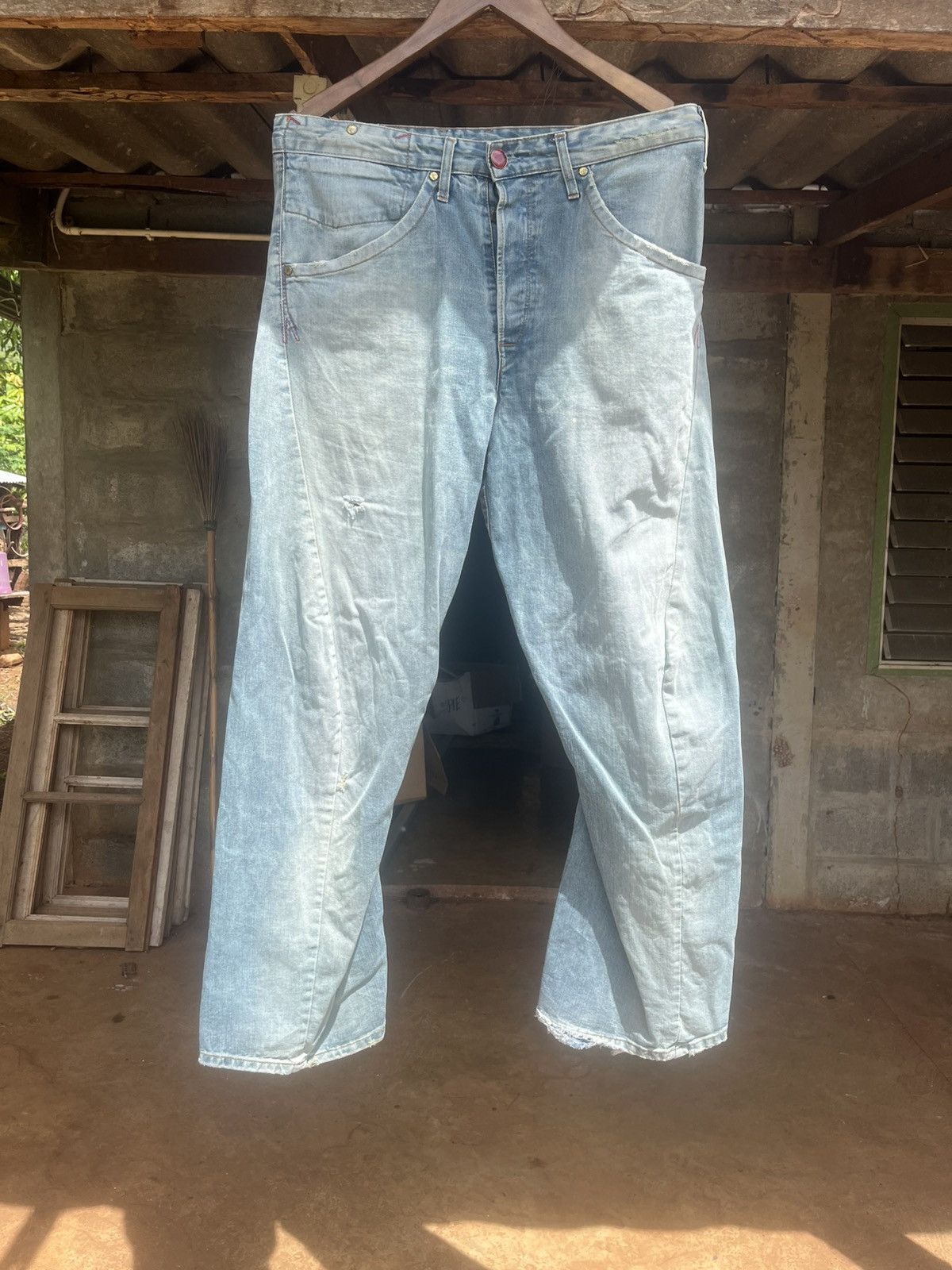 Levi's Faded Levi’s Engineered Back Strap Distressed Size US 36 / EU 52 - 4 Thumbnail