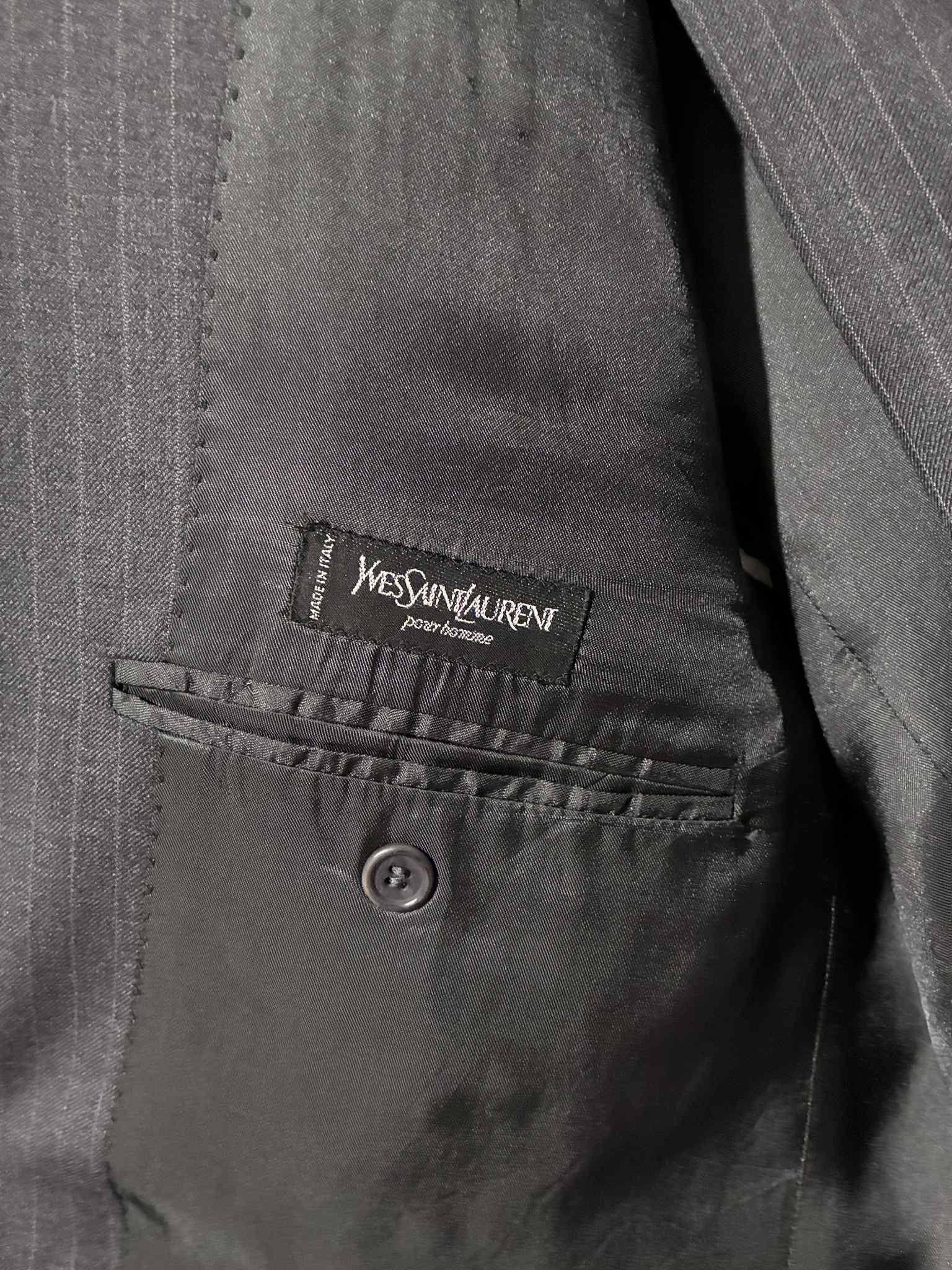 Yves Saint Laurent 3-button pinstripe 2-piece suit Size 50R - 2 Thumbnail