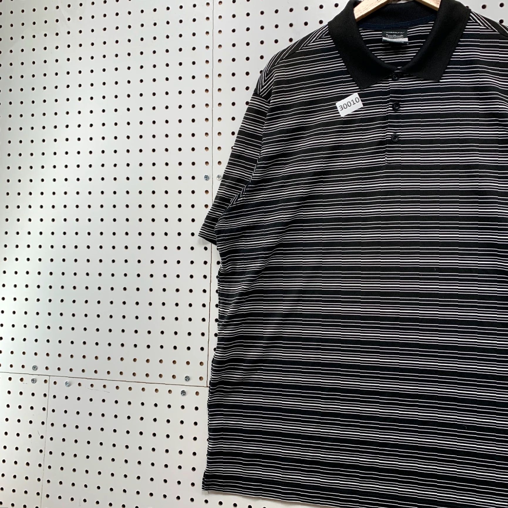 Nike VINTAGE Nike Golf Polo Shirt Mens XL Black Gray Striped Short Sleeve Nike Dri-Fit 24.5x30 Mens Shirts Polo Golf Size US XL / EU 56 / 4 - 3 Thumbnail