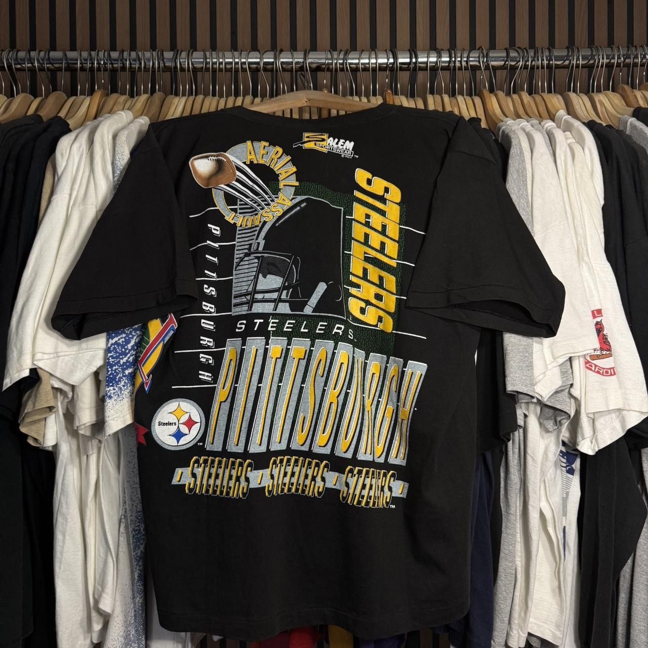 Salem Sportswear Vintage 1992 Pittsburg Steelers Wrap around tee Size US L / EU 52-54 / 3 - 6 Thumbnail