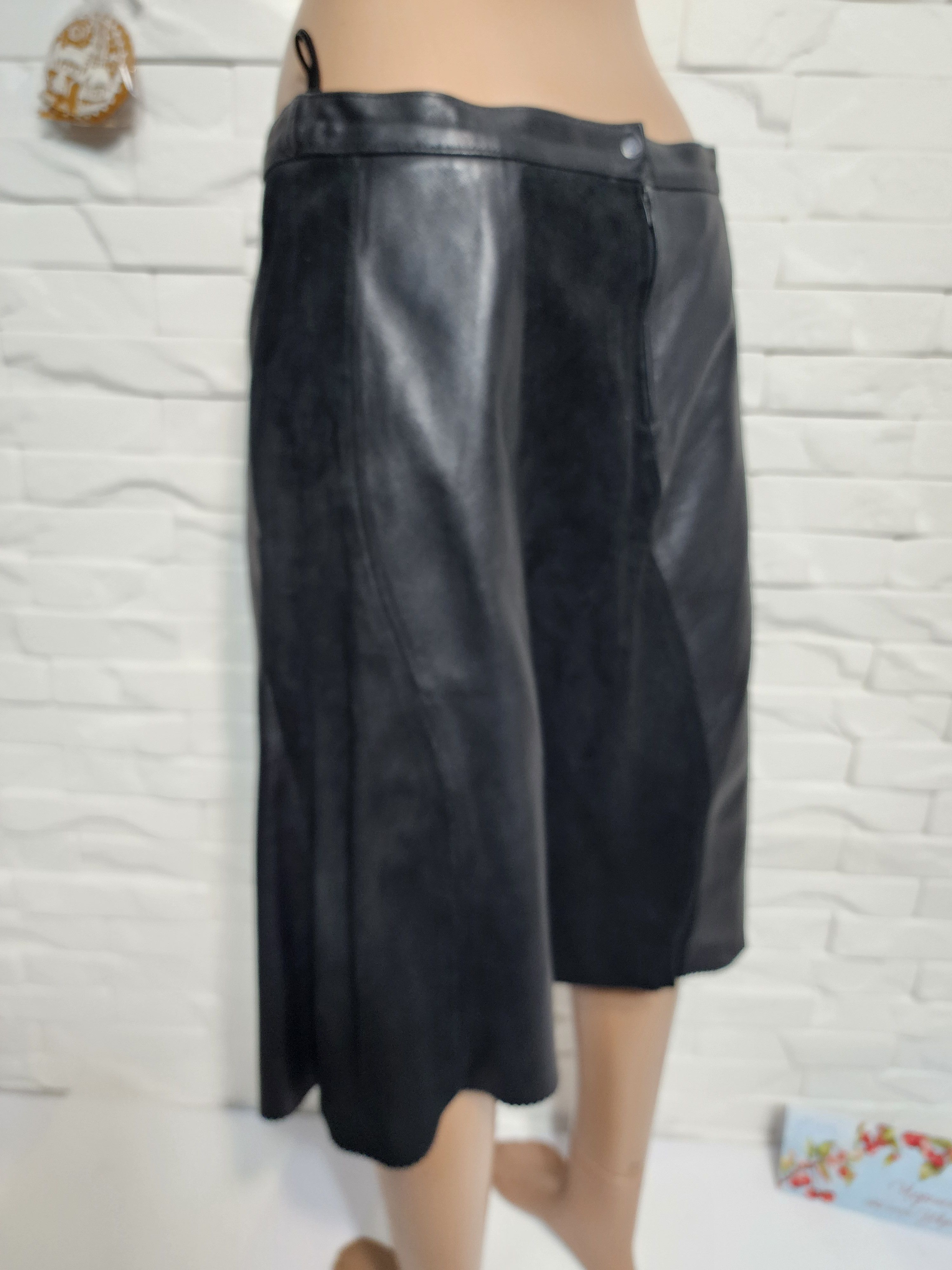 Other Black Leather & Suede Pleated Skirt Size 31" - 5 Thumbnail