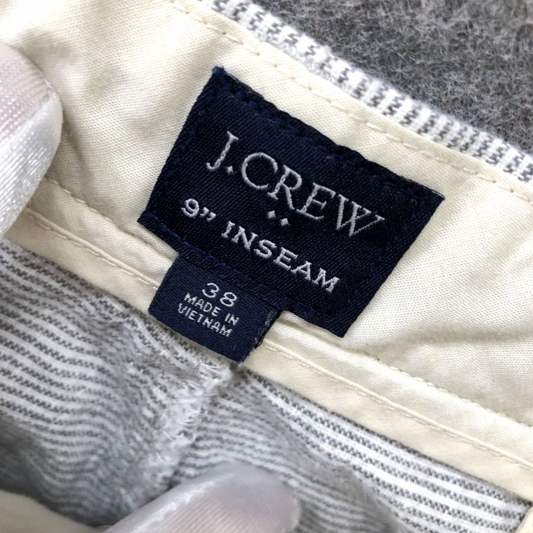 J.Crew J. Crew 9'' Gramercy Linen Cotton Shorts Mens 38 Gray White Stripes Chino Size US 38 / EU 54 - 6 Thumbnail