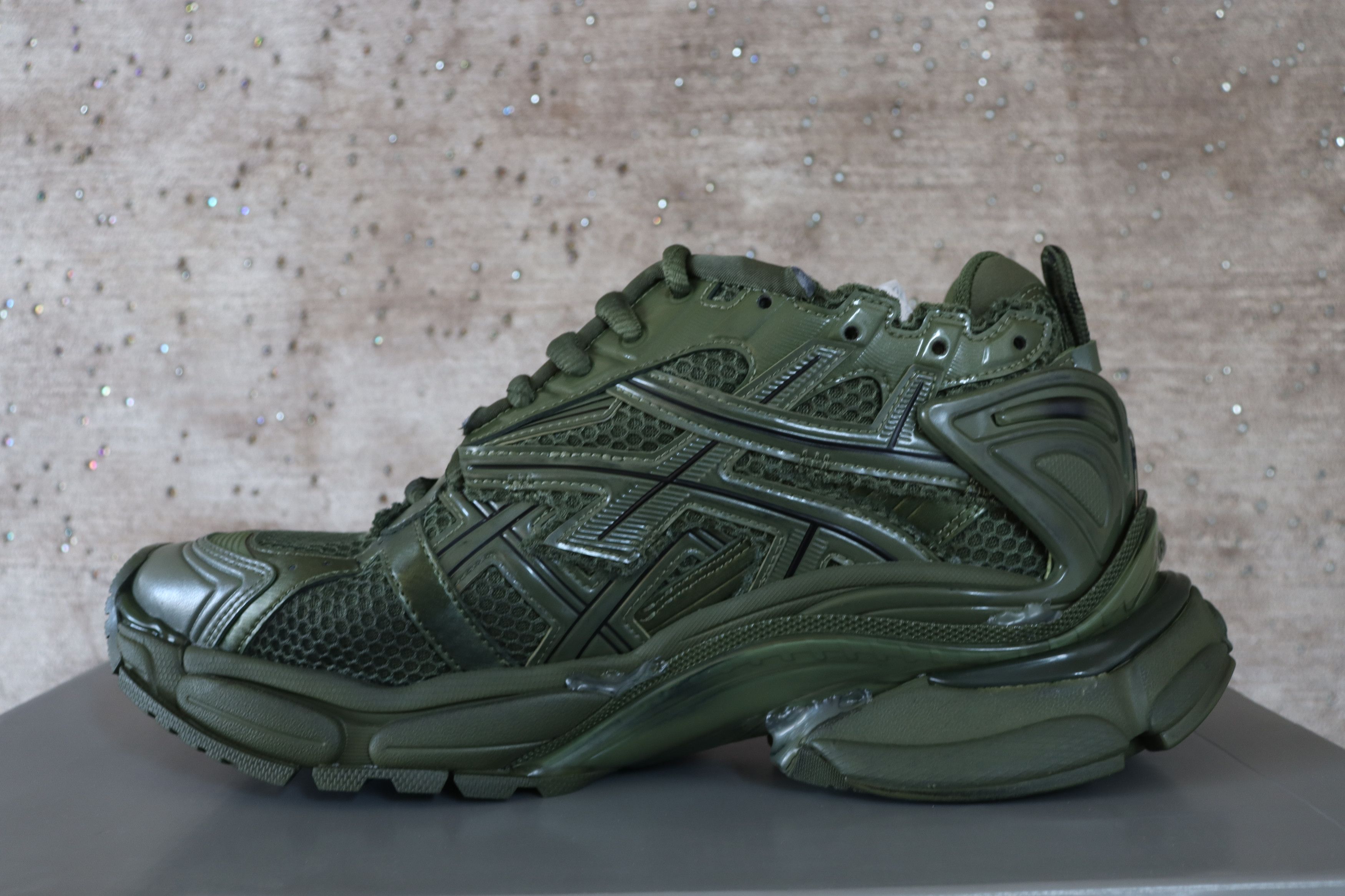 o1rshd10124 / DUP / Mesh Rubber Runner in Khaki
