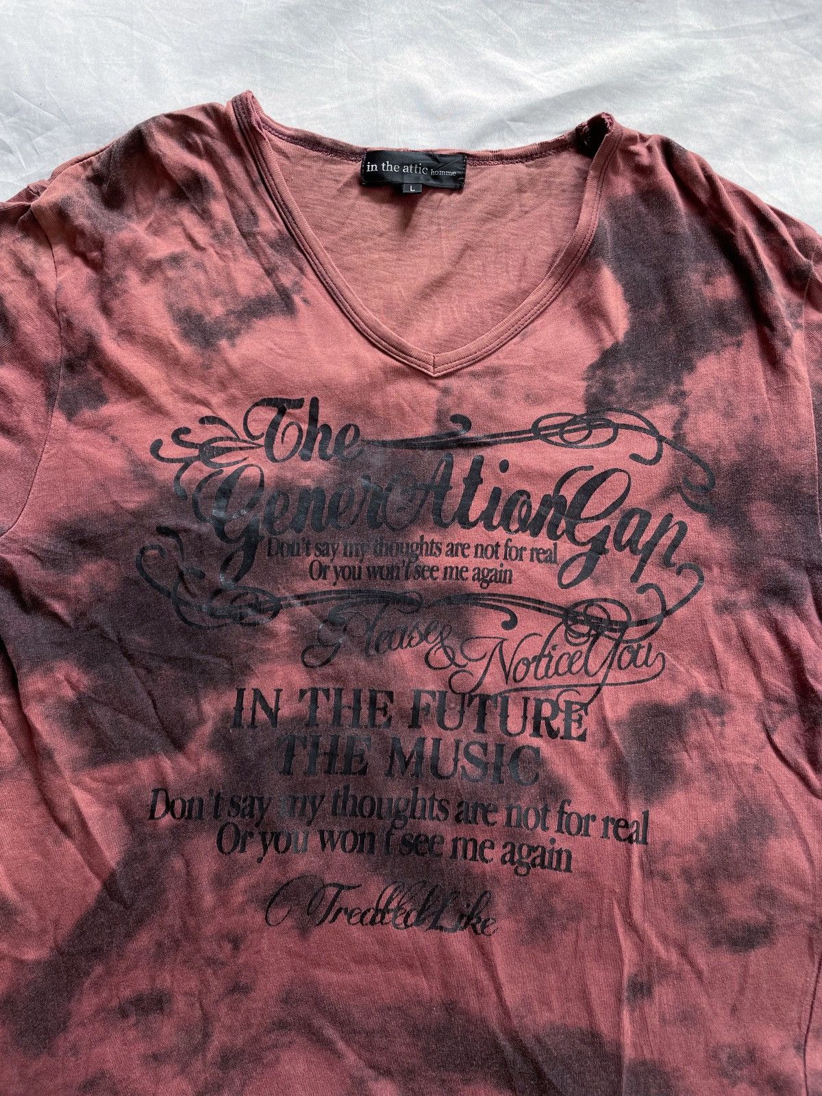In The Attic IN THE ATTIC DISTRESSED STYLE POEM TEE Size US L / EU 52-54 / 3 - 2 Thumbnail