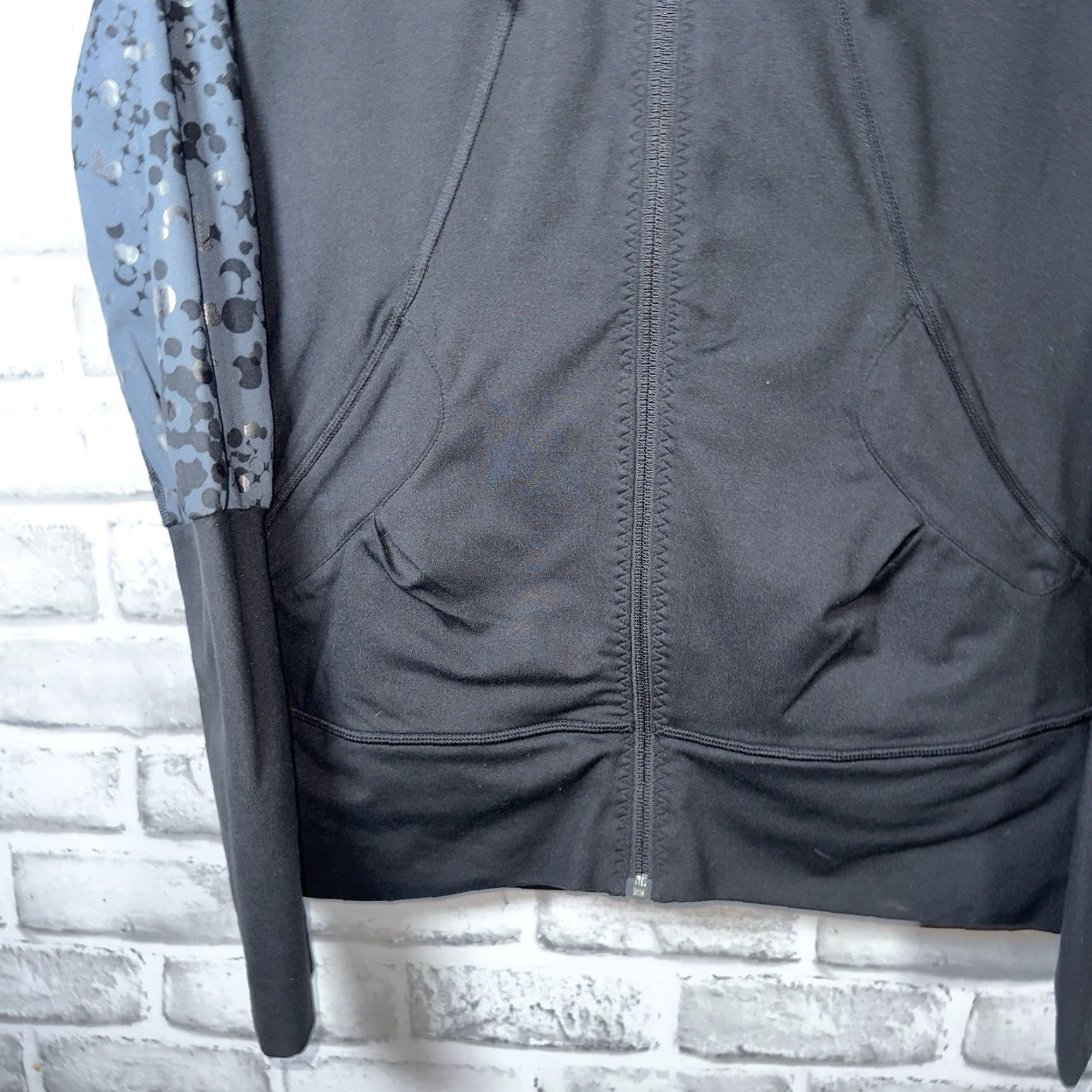 Adidas Adidas Hoodie Athletic Zip-Up Mens Size S Black Polyester Blend Jacket Size US S / EU 44-46 / 1 - 3 Thumbnail
