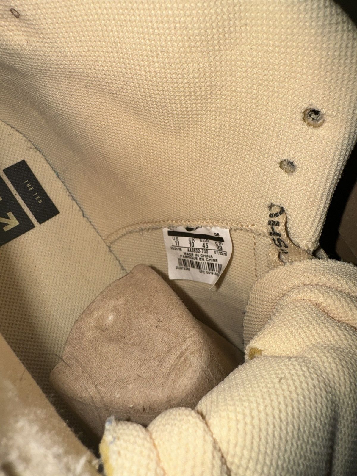 Off-White Off-White x Blazer Mid ‘All Hallows Eve’ Size US 11 / EU 44 - 10 Thumbnail