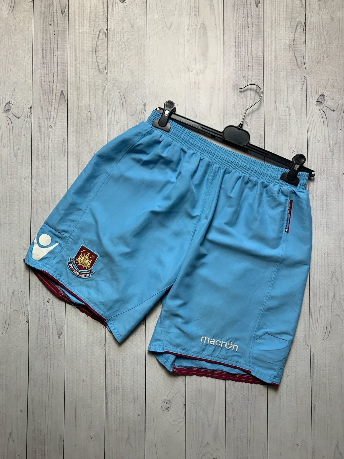 Vintage Vintage West Ham soccer shorts size S blue logo Size US 30 / EU 46 - 1 Thumbnail