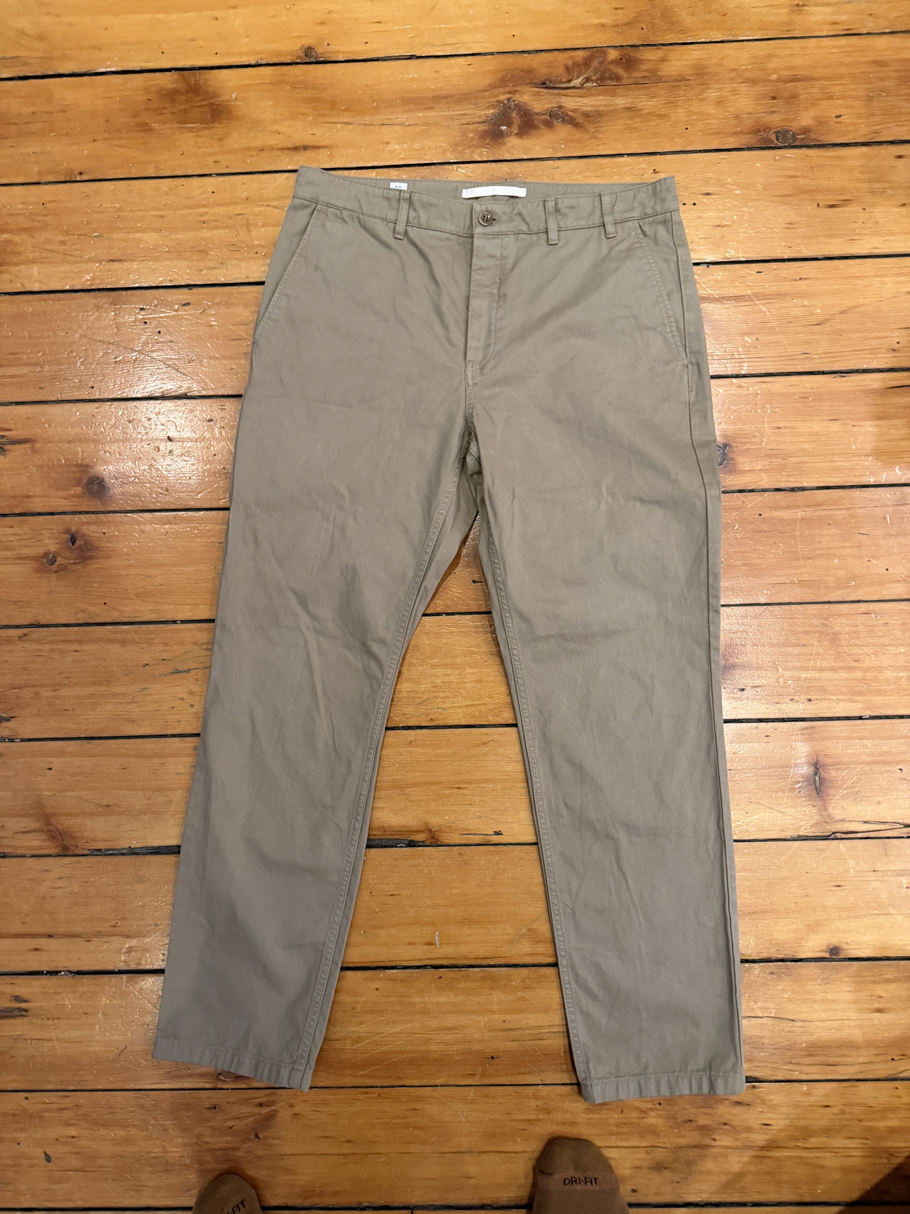 Norse Projects Norse Projects Aros Regular Chino Khaki Size US 36 / EU 52 - 1 Thumbnail