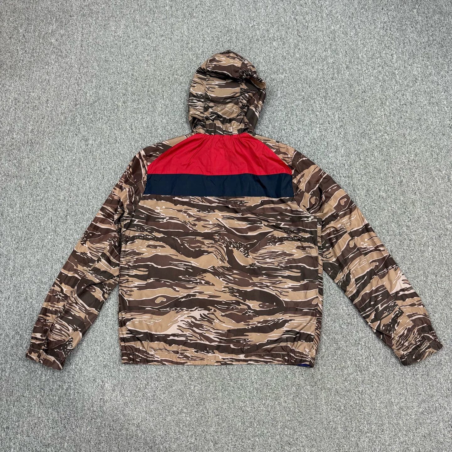 Moncler Moncler camo jacket 2 95 New Size US M / EU 48-50 / 2 - 2 Thumbnail