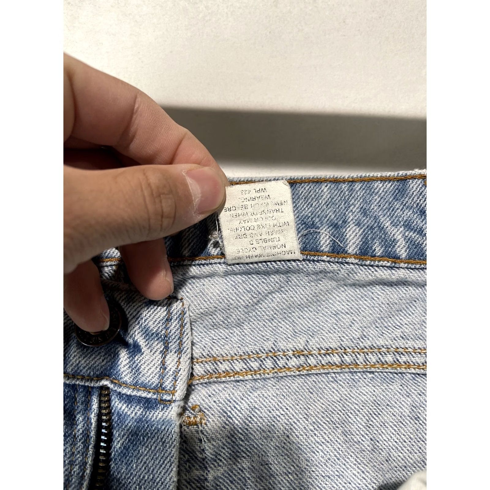 Levi's Levis Jeans Mens 550 33x32 Relaxed Fit Denim Vintage 5-Pocket Blue Cotton Size US 33 - 6 Thumbnail